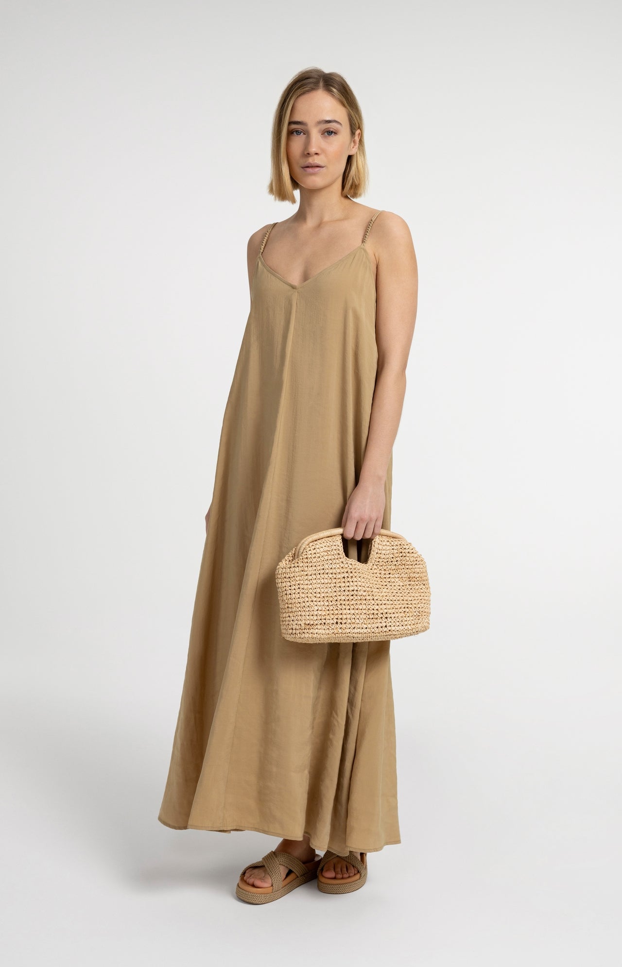 Long strappy dress with V-neck