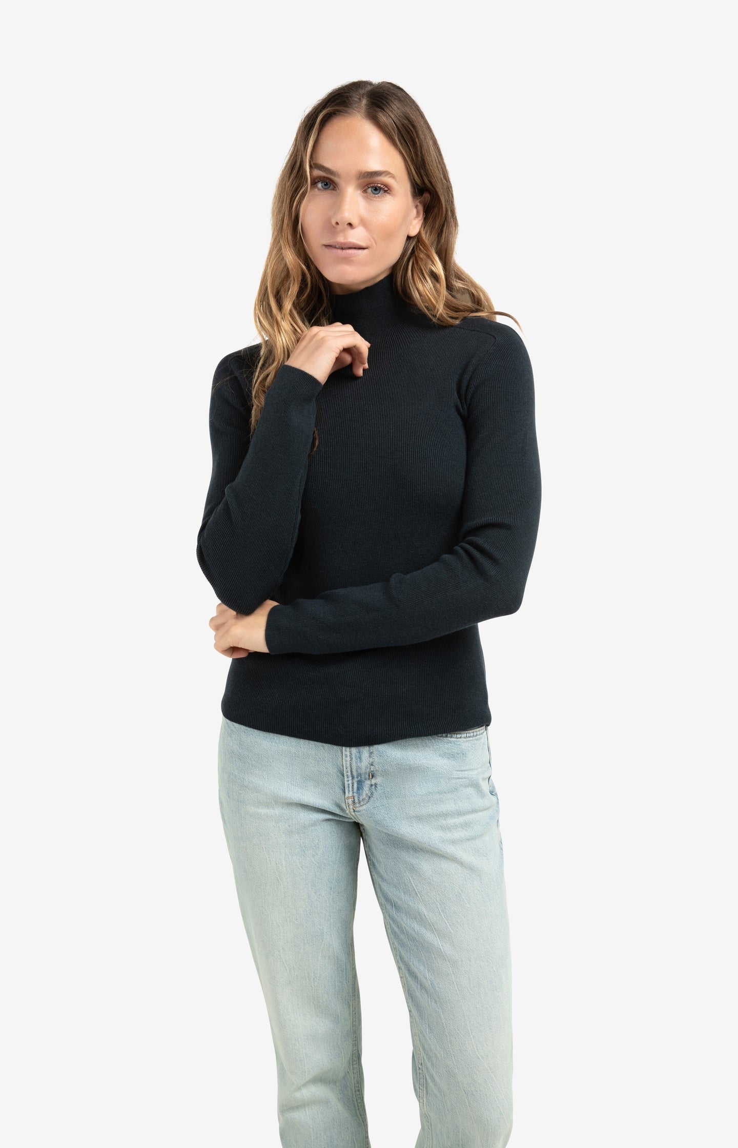 Loose fit jeans with high waist and wide legs (L34)