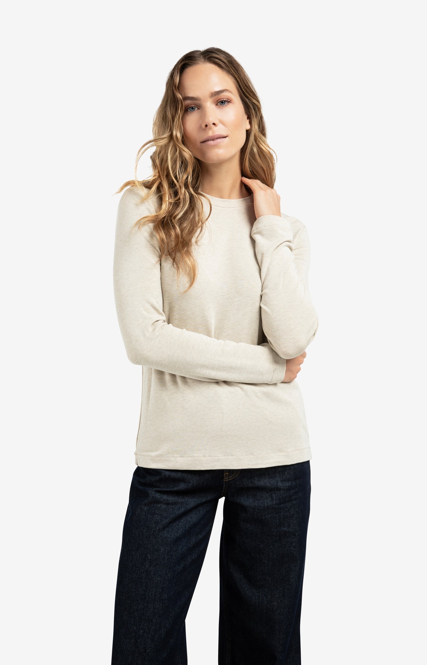Loose fit jeans with high waist and wide legs (L34)