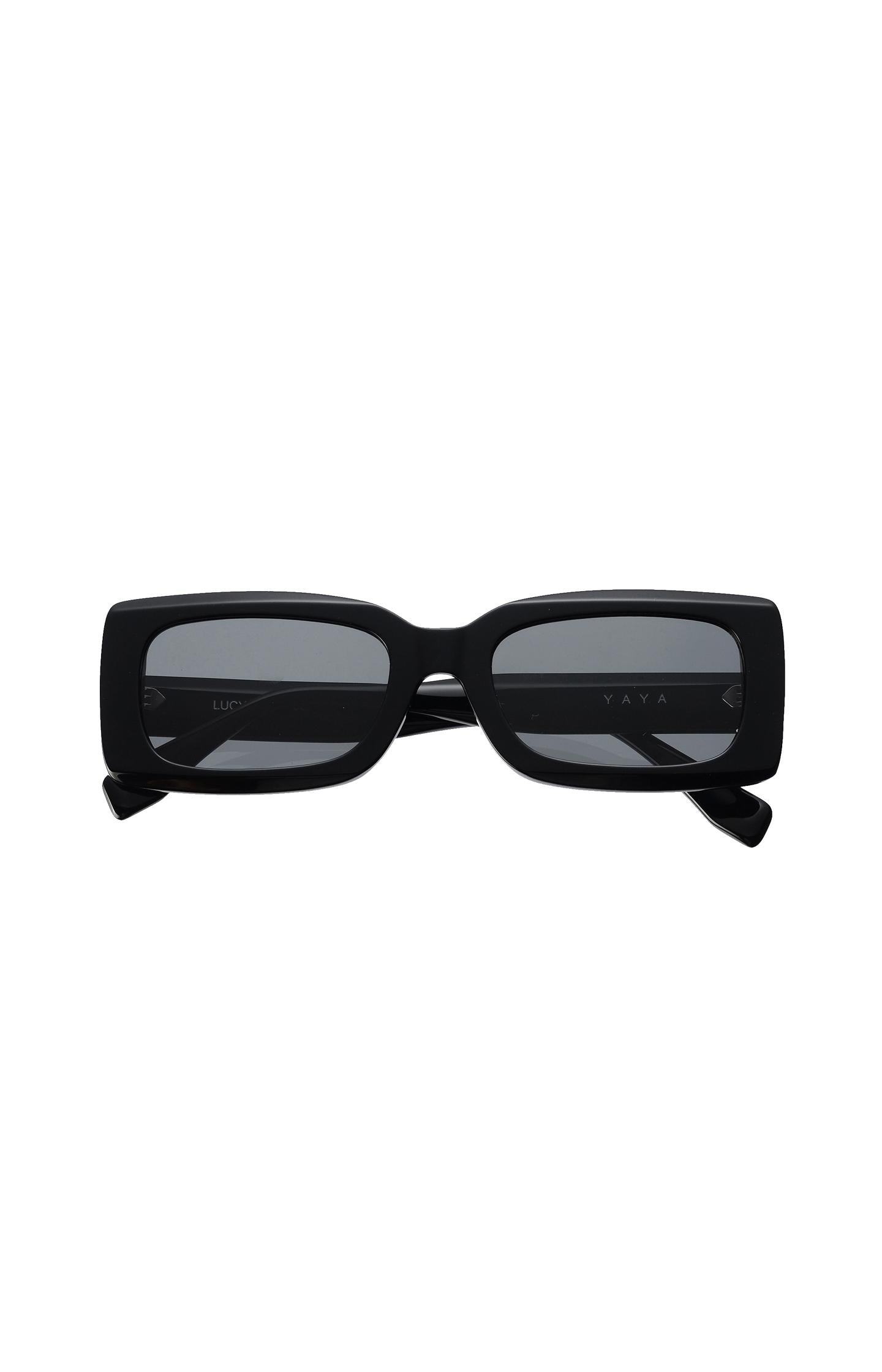 Lucy sunglasses square shaped in black - Type: product