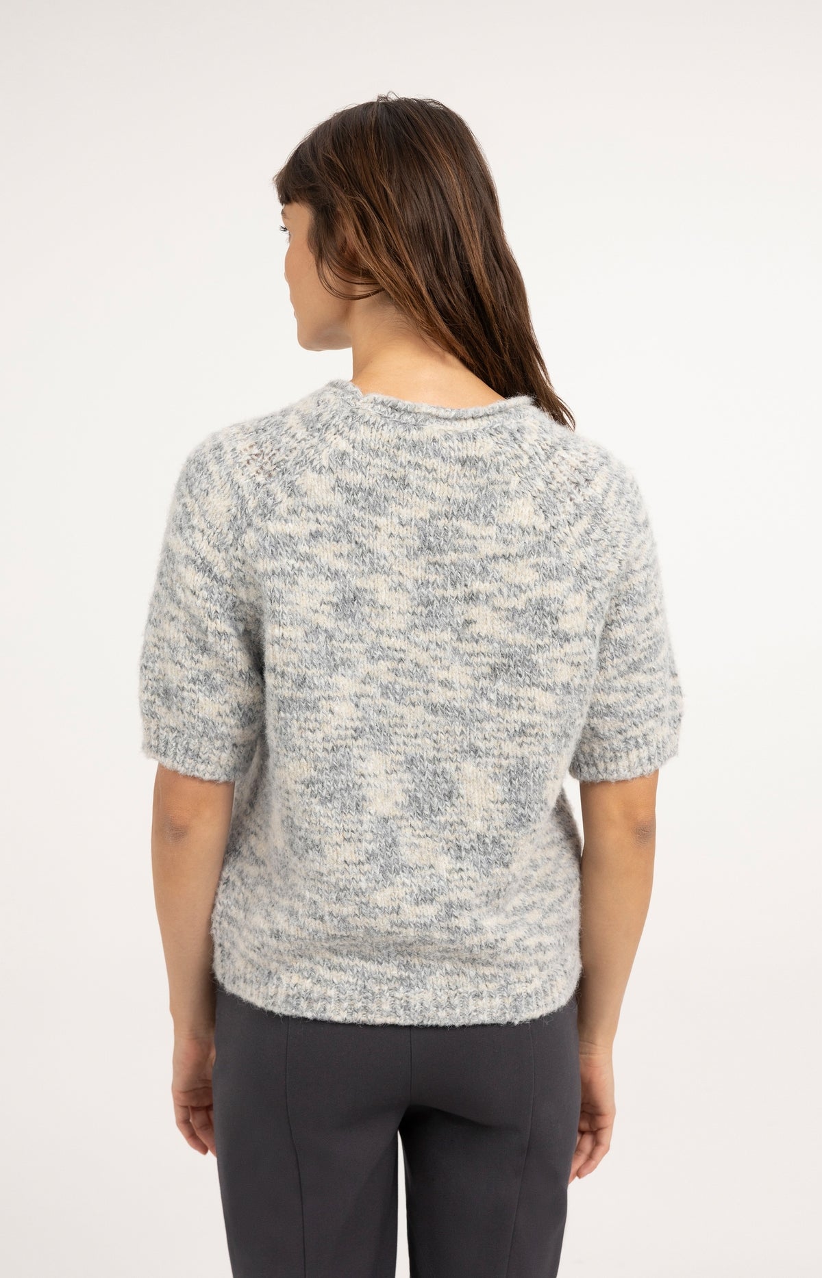 Mélange knitted sweater with short sleeves - Illusions Gray Melange