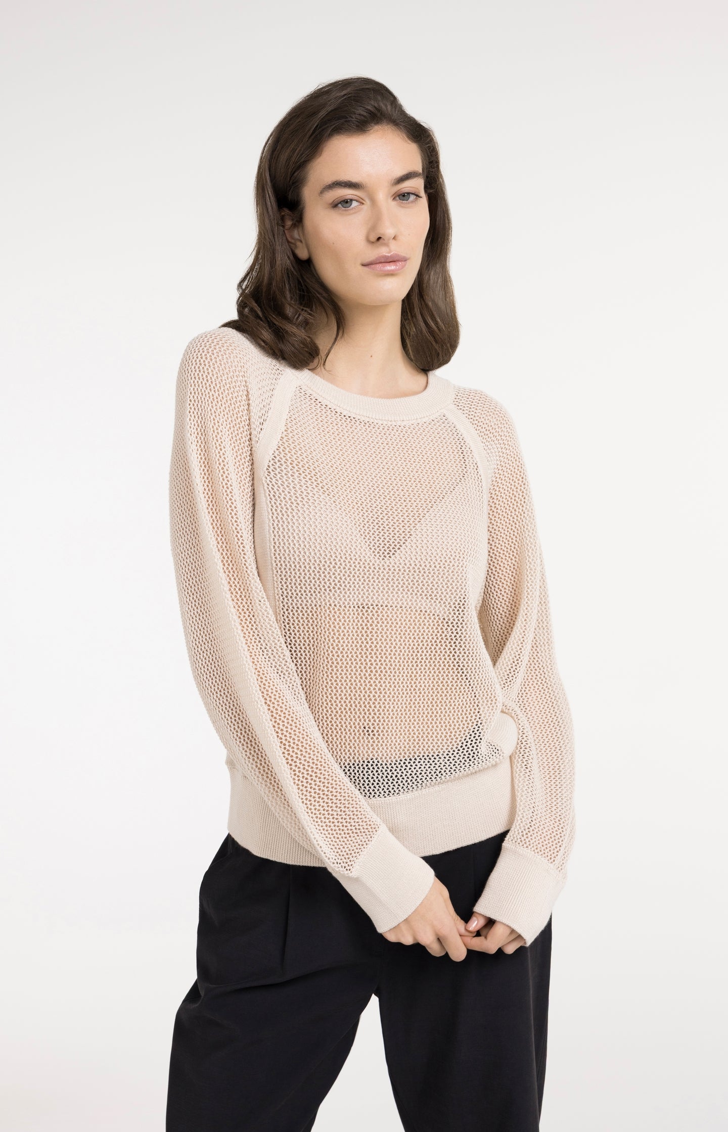 Mesh-stitch knitted sweater with raglan sleeves