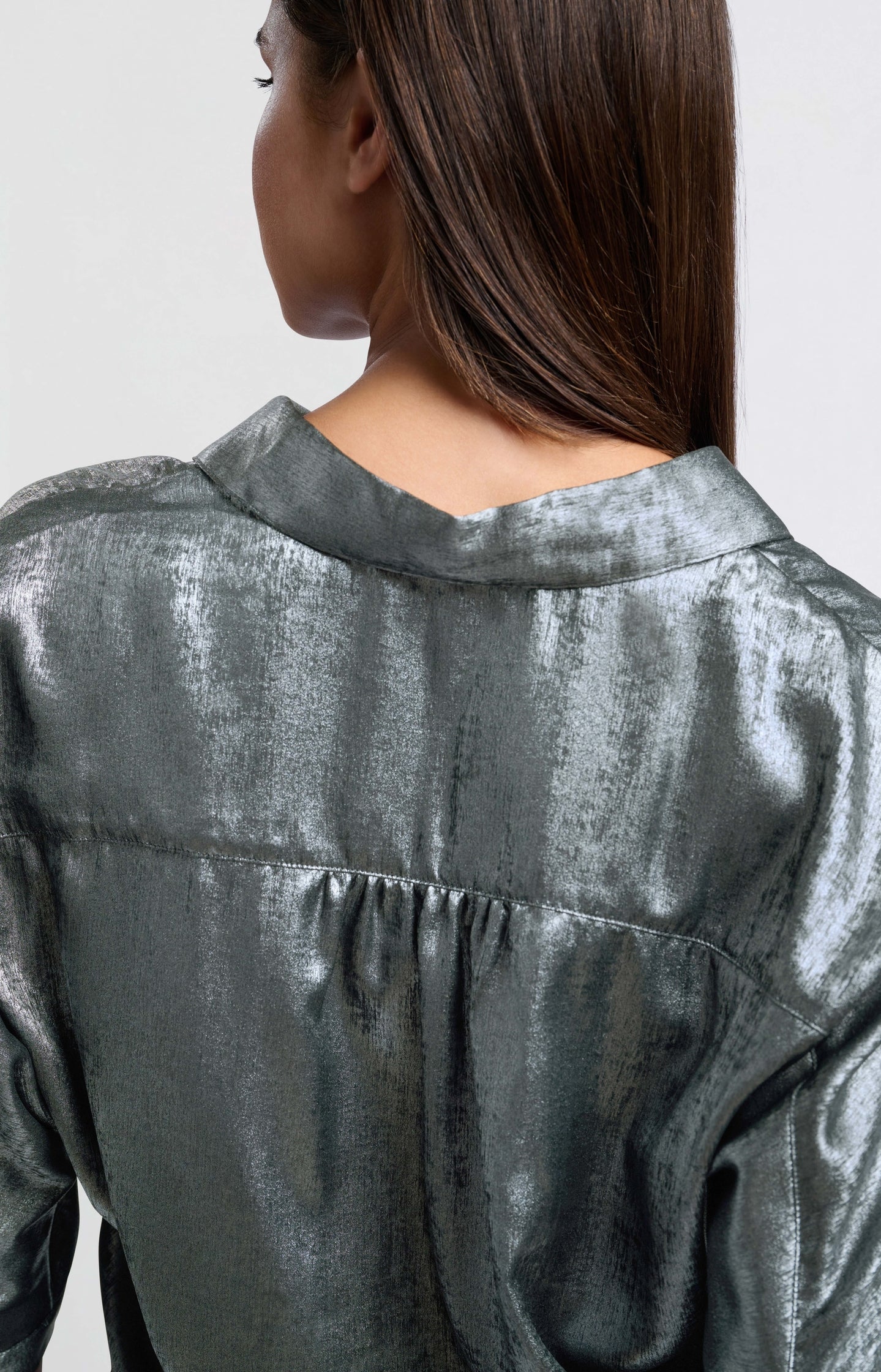 Metallic blouse with three-quarter batwing sleeves