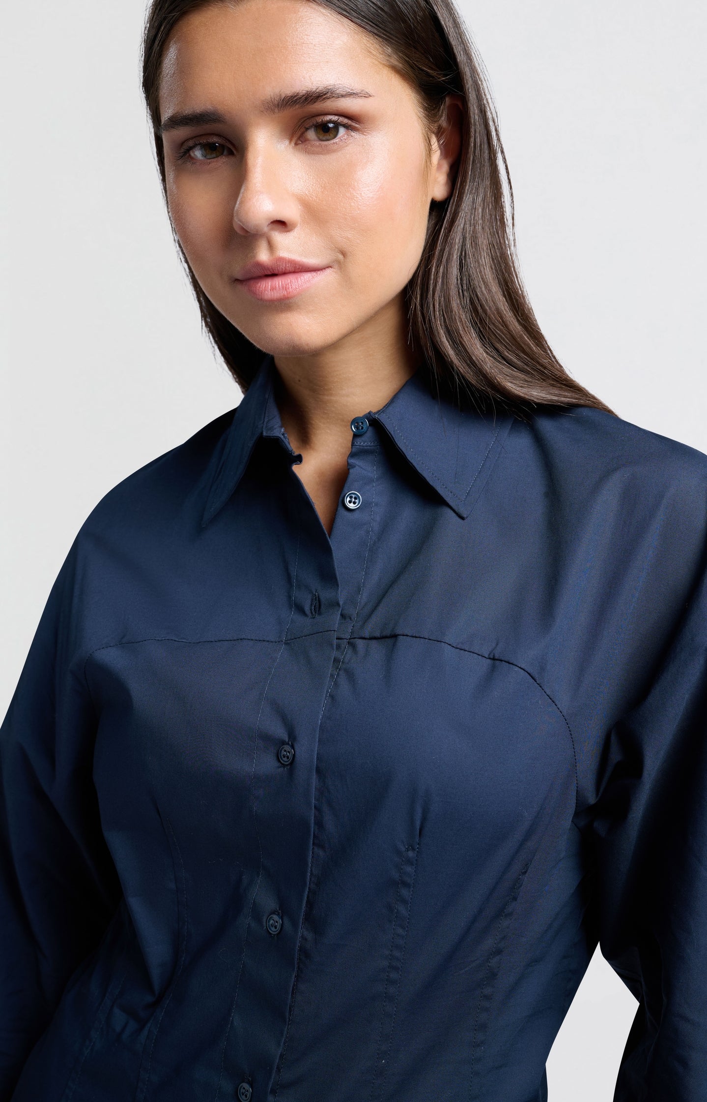 Midi shirt dress with buttons, collar and long sleeves