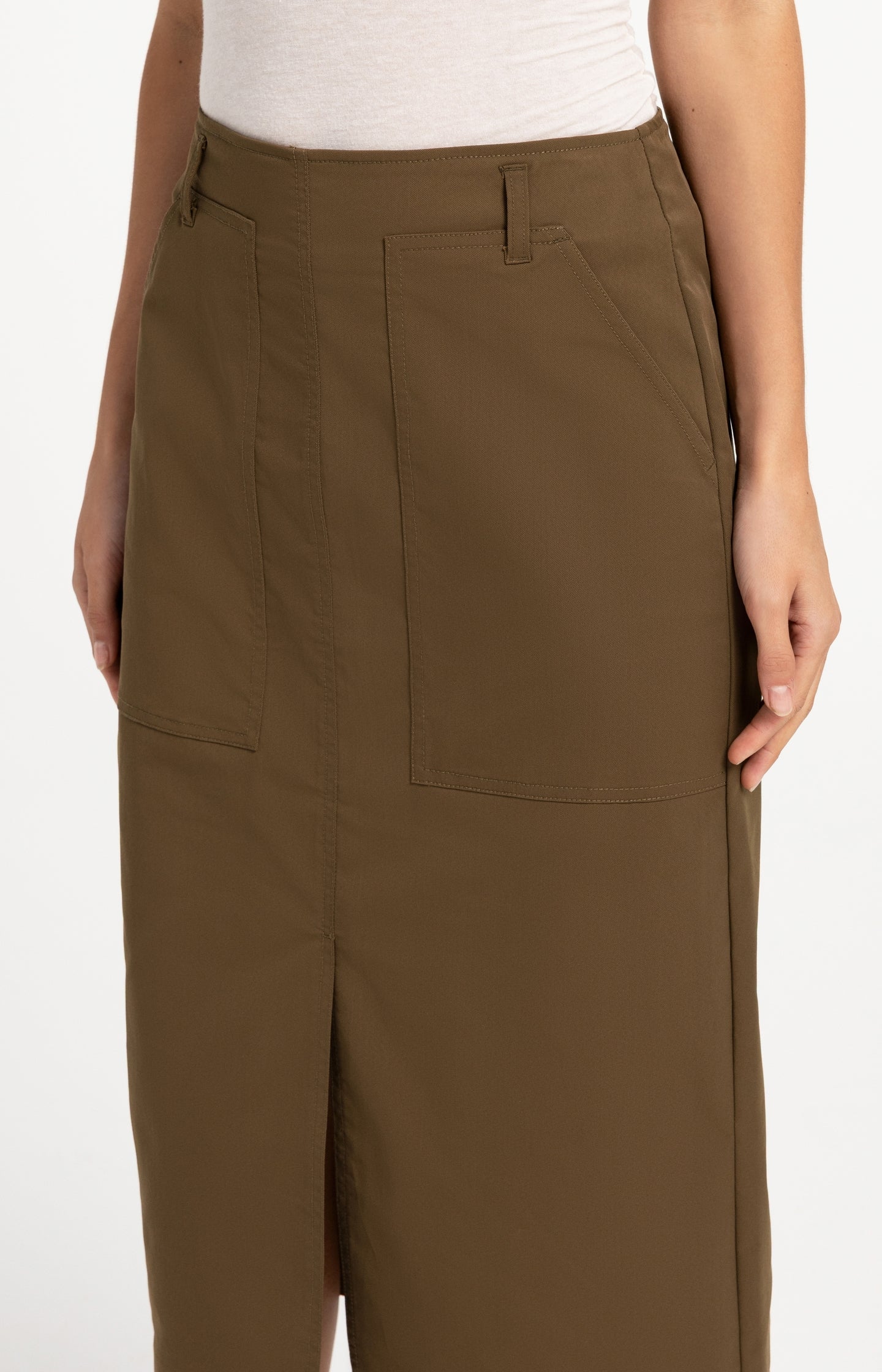 Midi skirt with cargo pockets