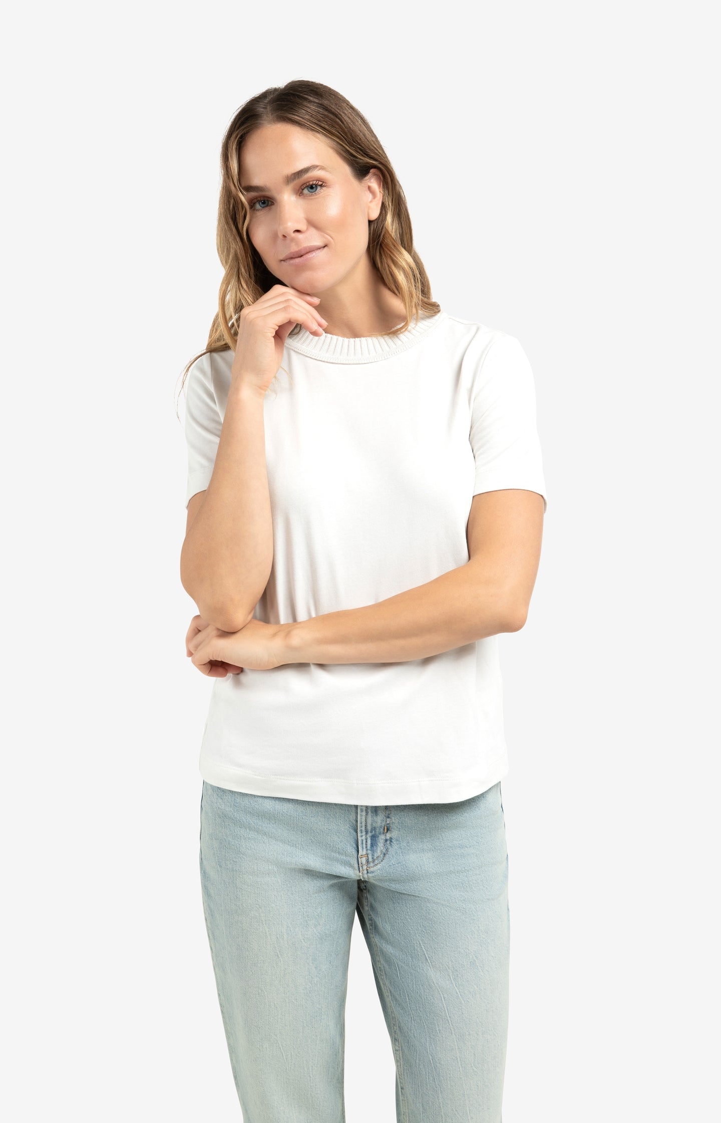 Mini cargo skirt with pocket and button details