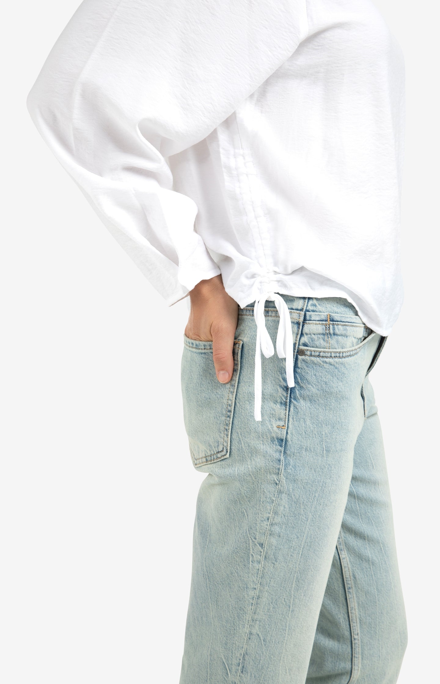 Mini cargo skirt with pocket and button details