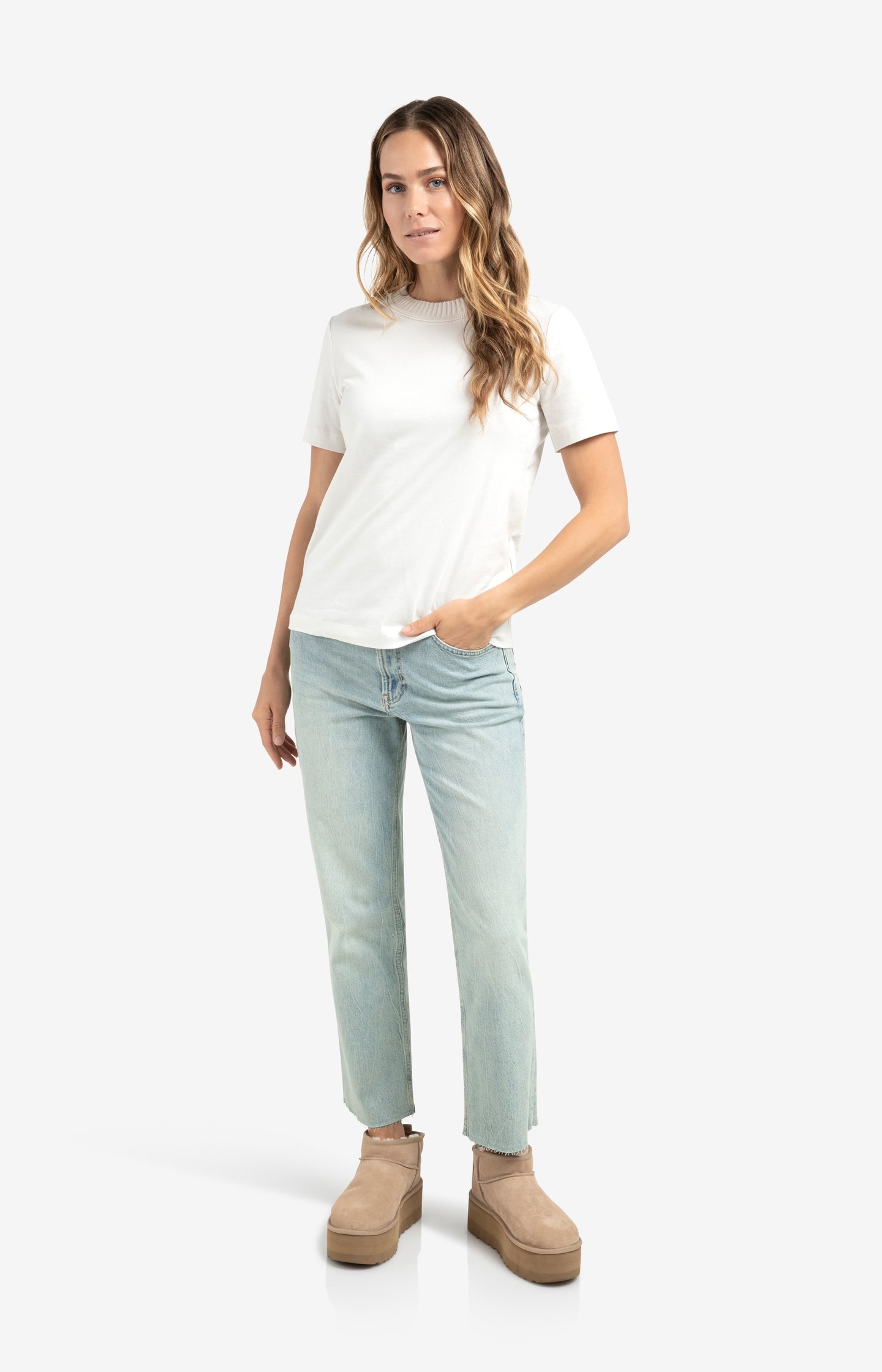 Mini cargo skirt with pocket and button details
