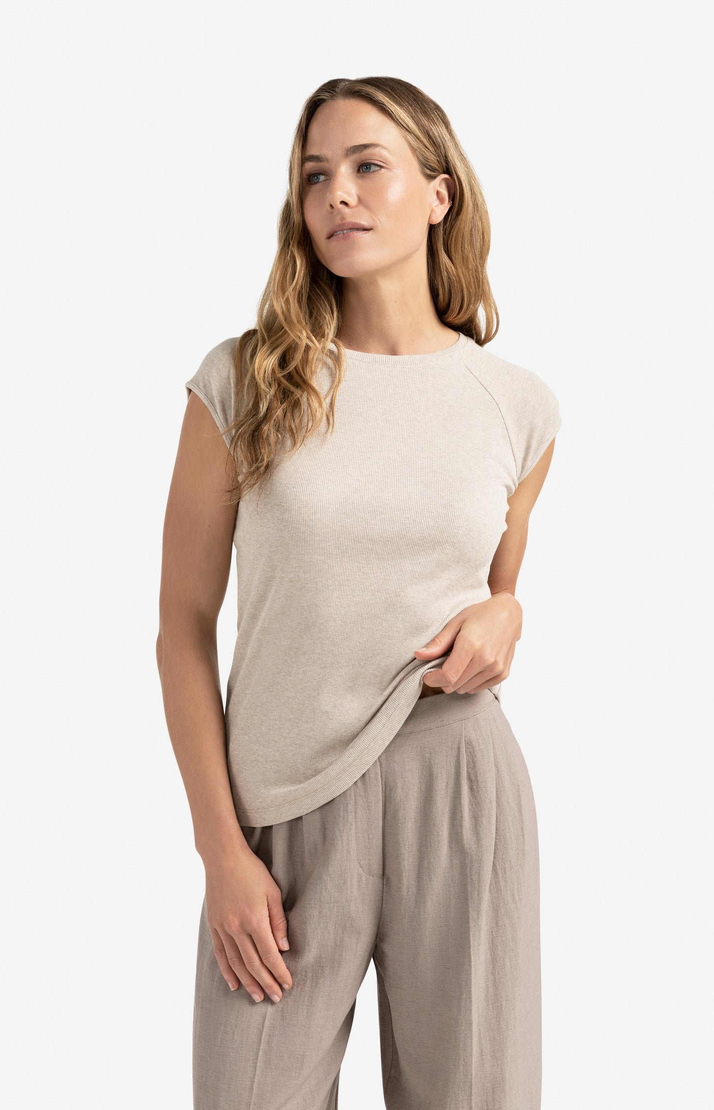 Mixed fabric T-shirt with plain sleeves