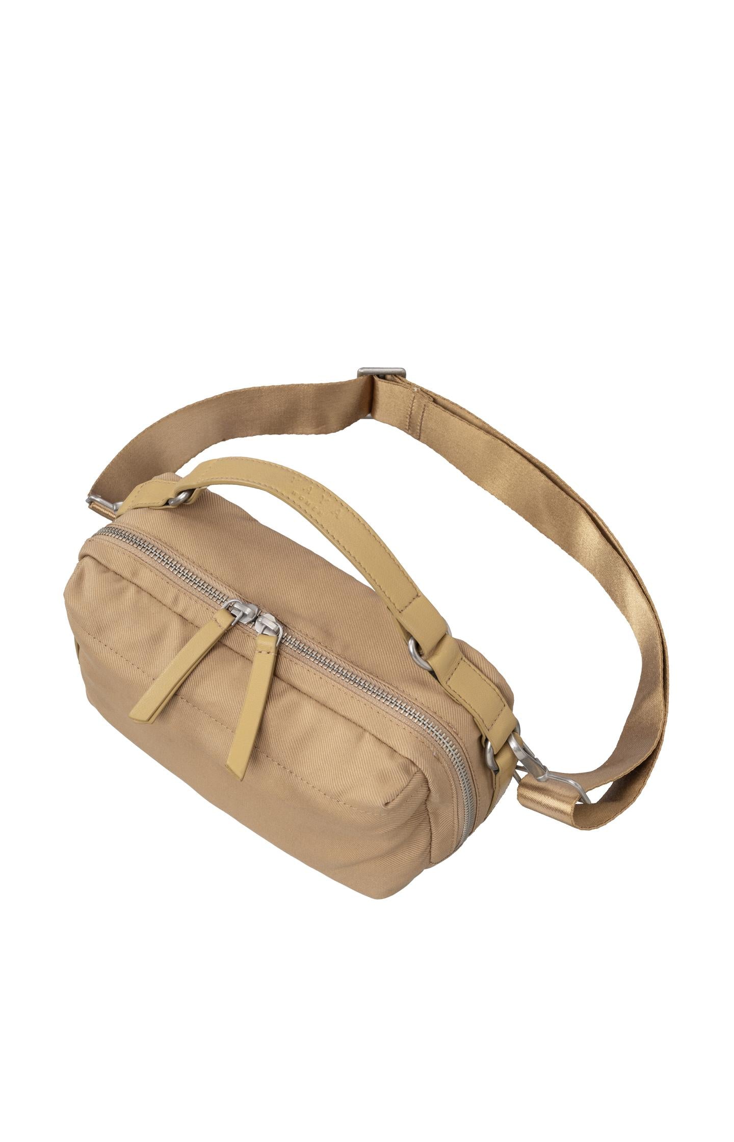 Nylon fanny bag with side pockets