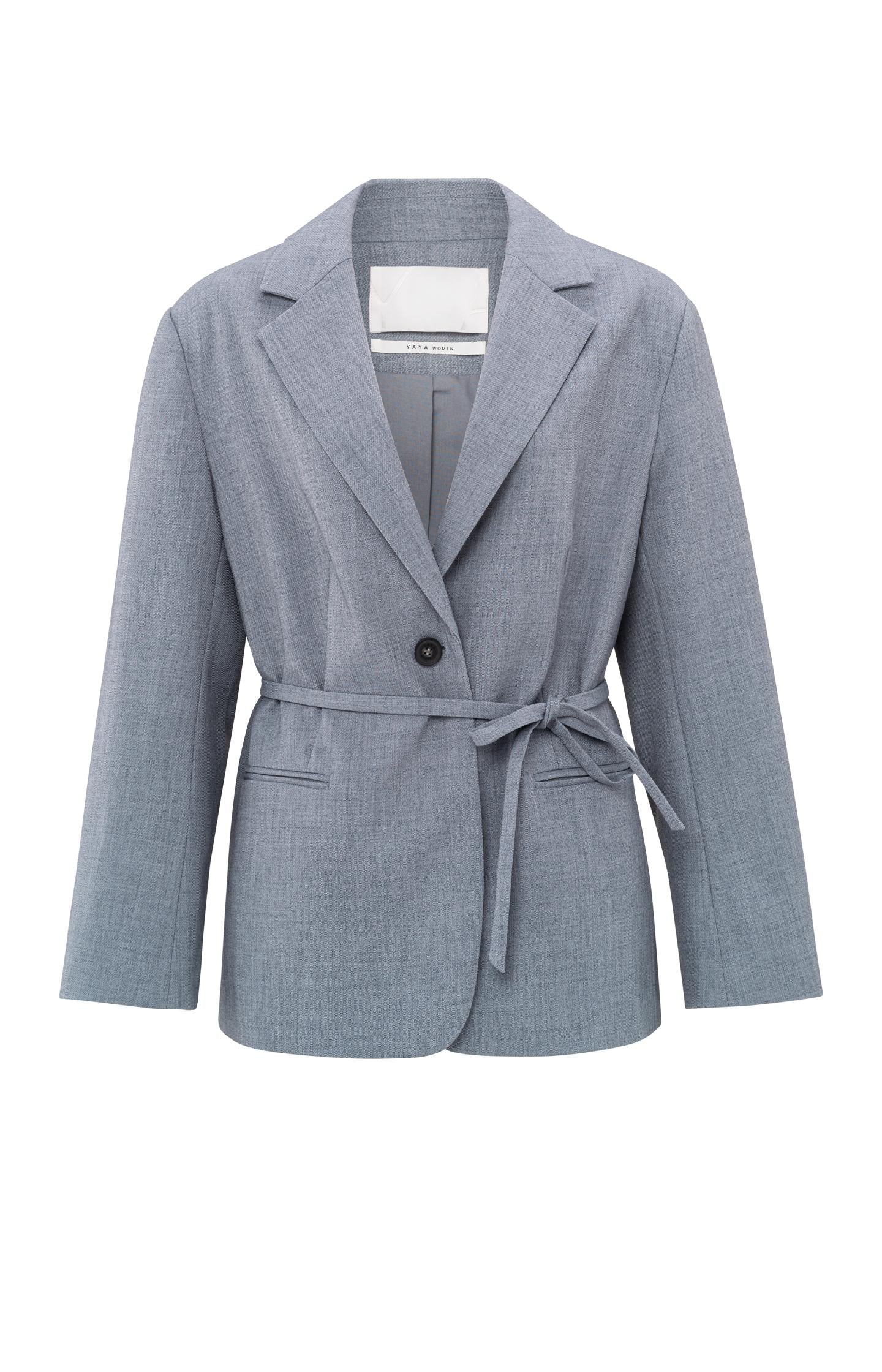 Oversized blazer with belt and classic lapels