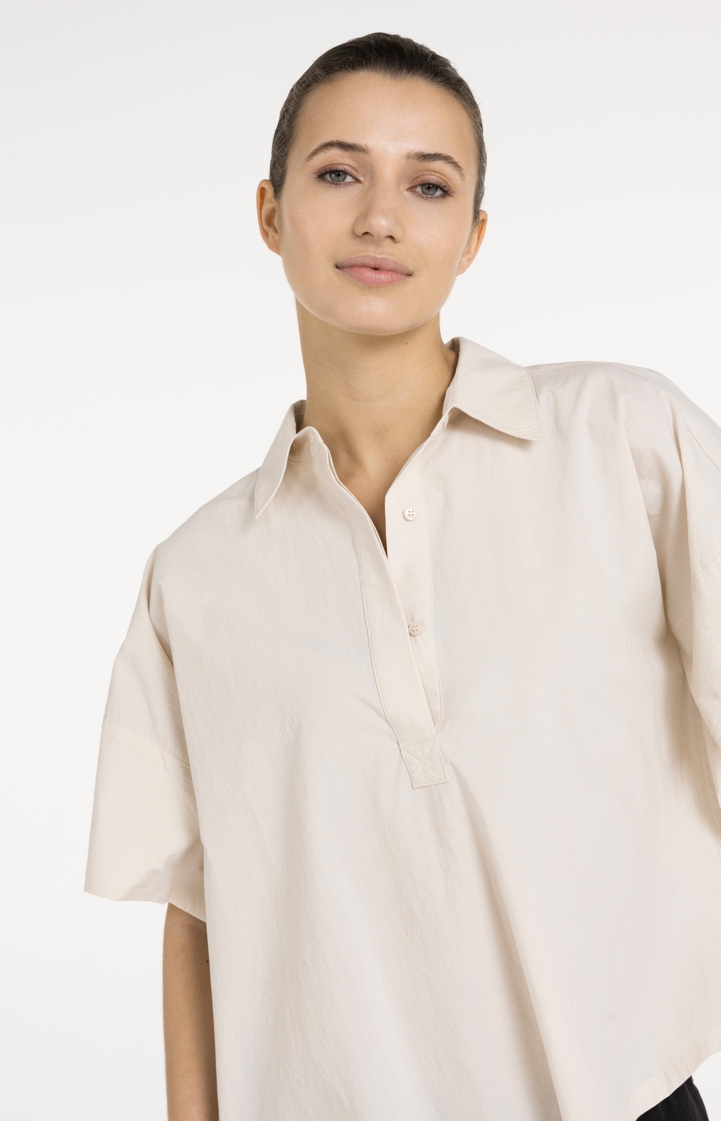 Oversized blouse with sleeve detail - Type: lookbook