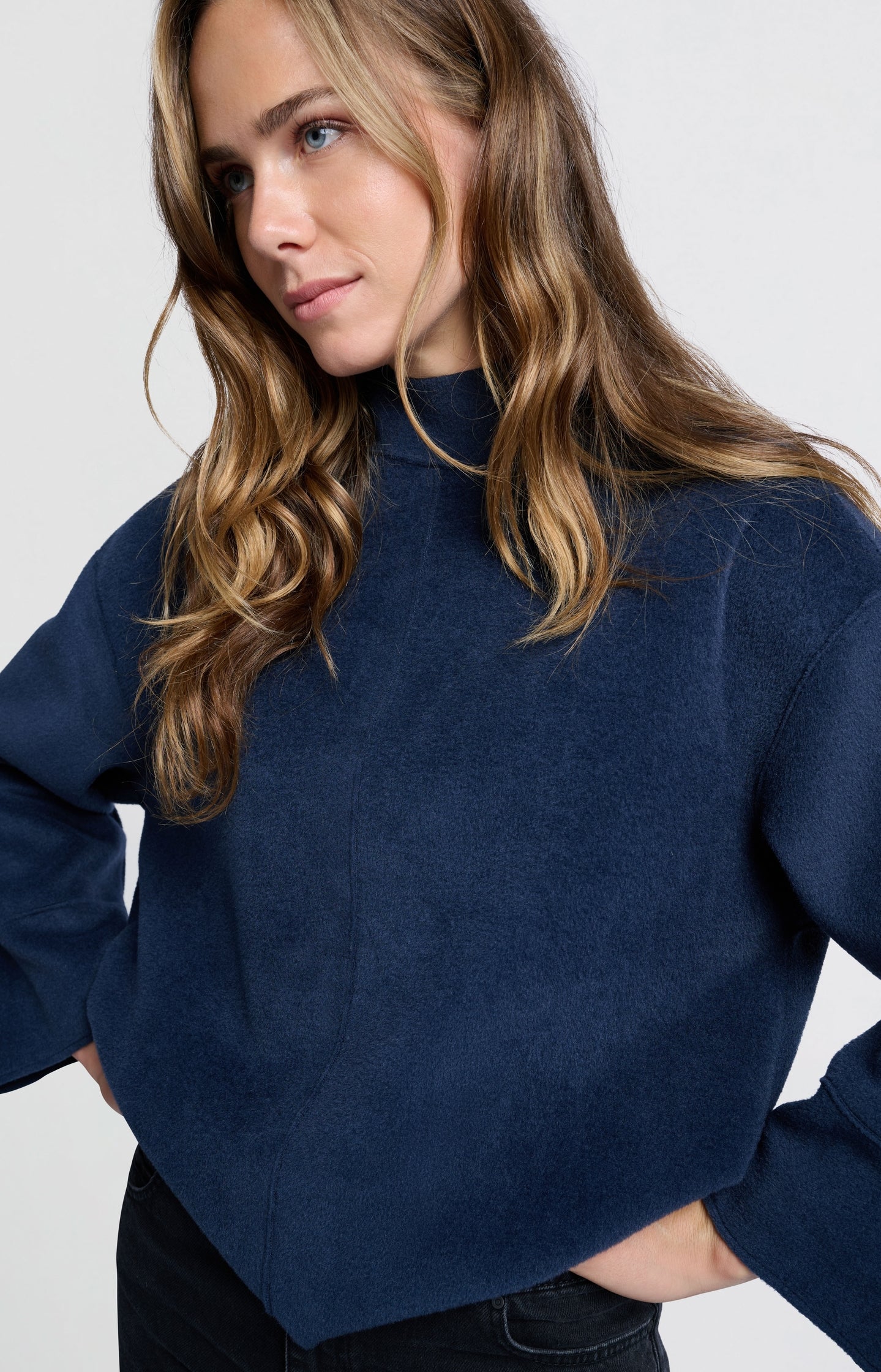 Oversized dark blue sweatshirt with high neck - Type: lookbook