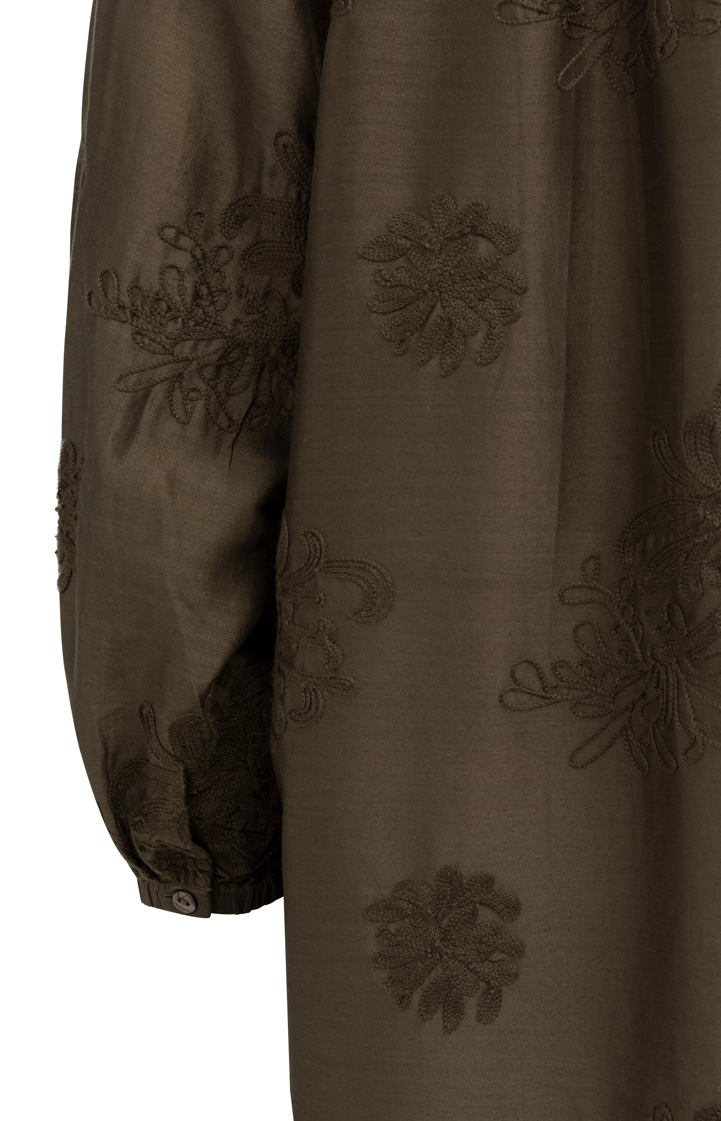 Oversized embroidered dress with long sleeves