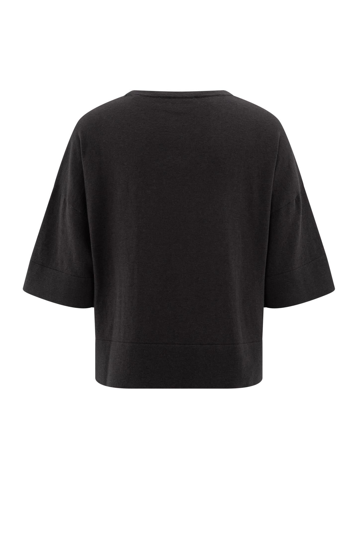 Oversized fine knitted T-shirt with mid-length sleeves