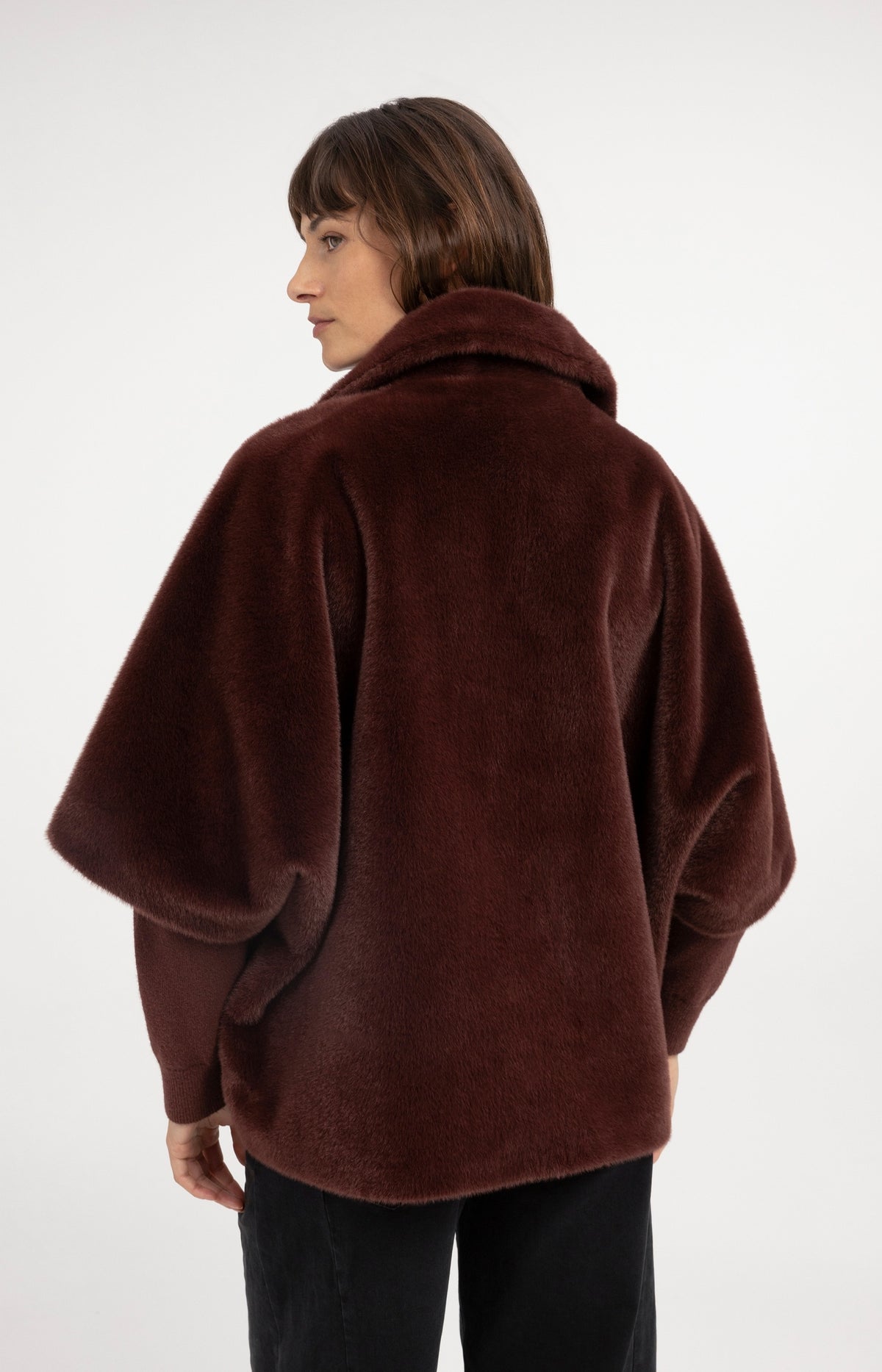 Oversized reversible faux fur jacket - Bitter Chocolate Red
