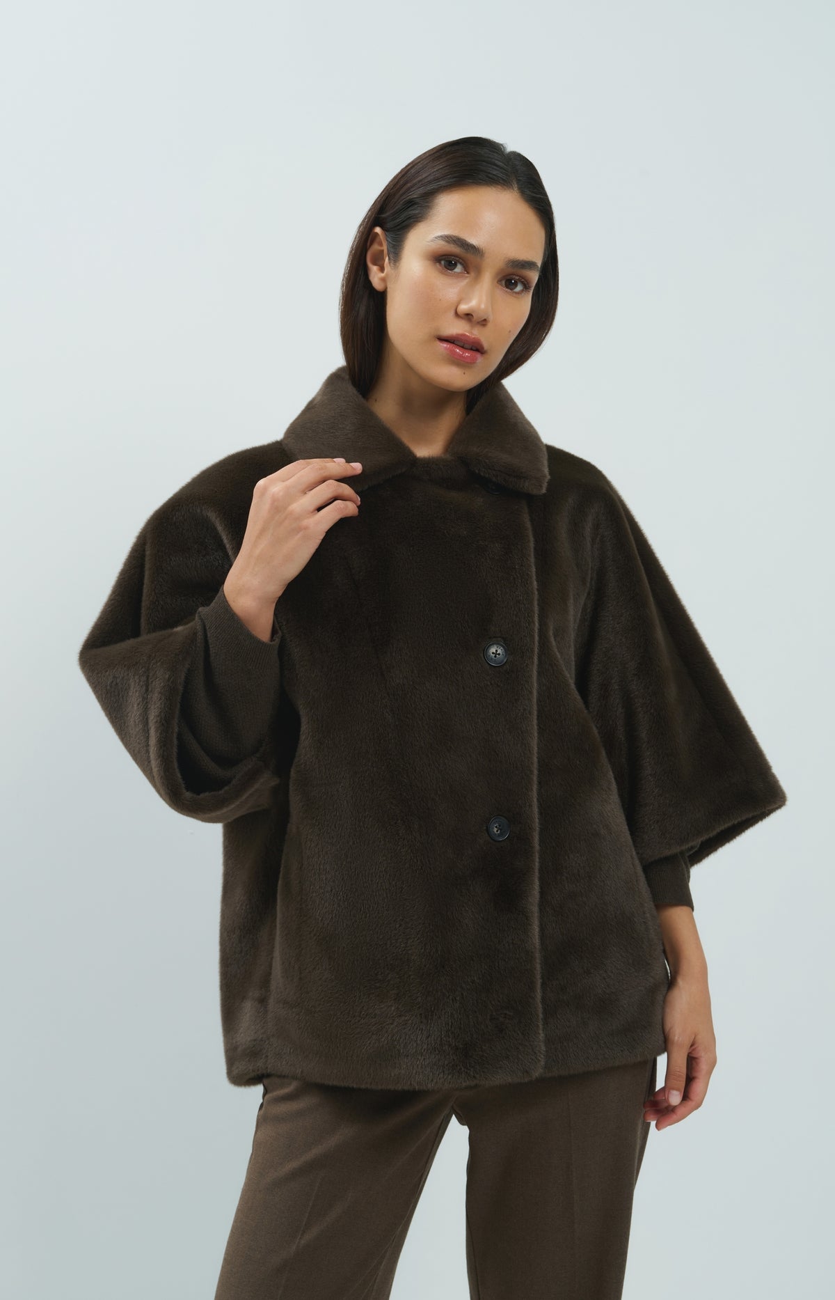 Oversize-Wendejacke aus Fellimitat - Delicioso Brown