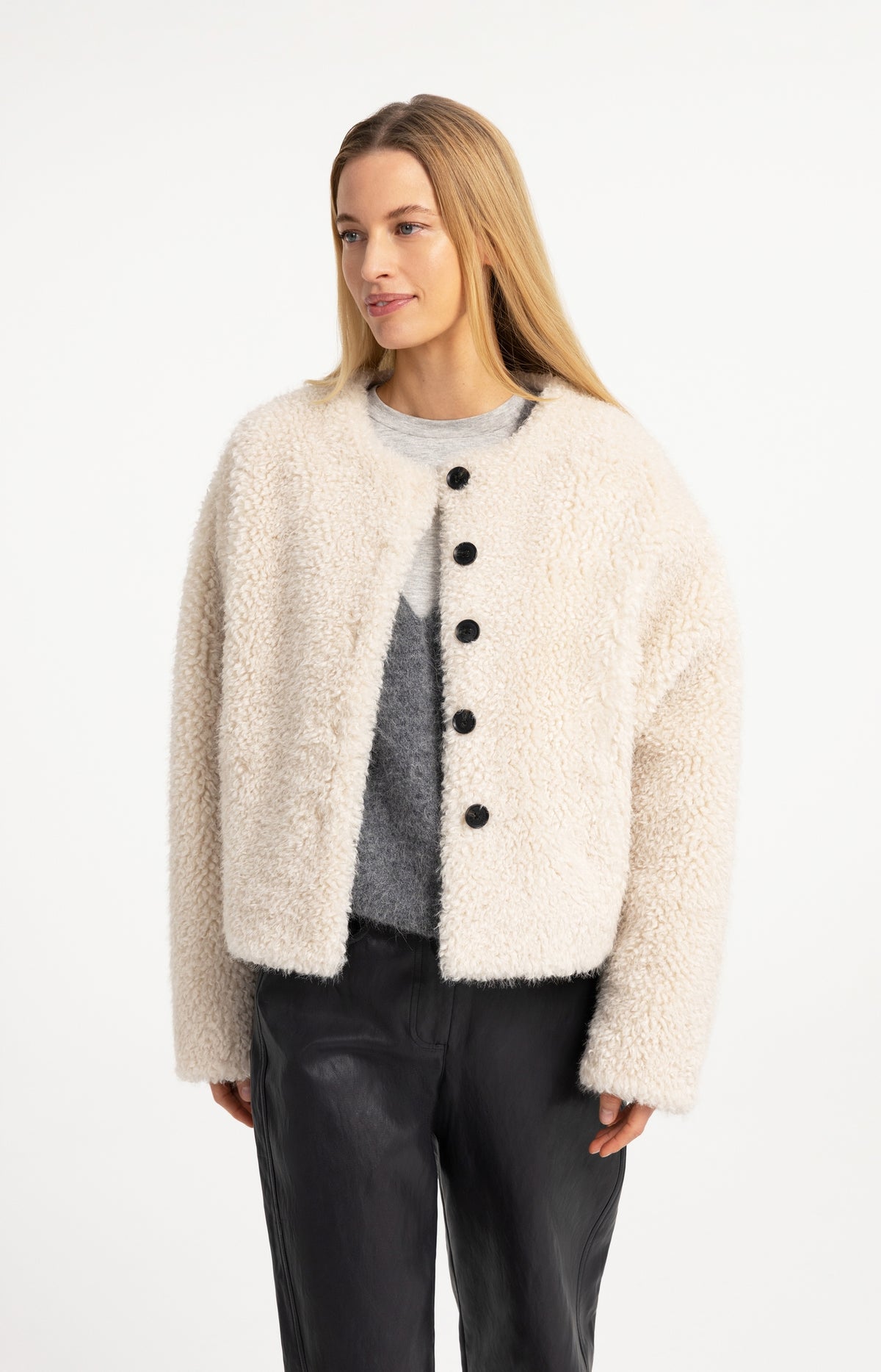 Oversized short faux fur jacket