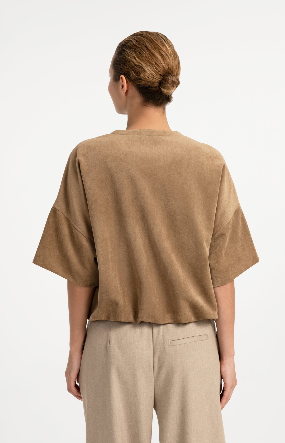 Oversized suedine jacket with short sleeves
