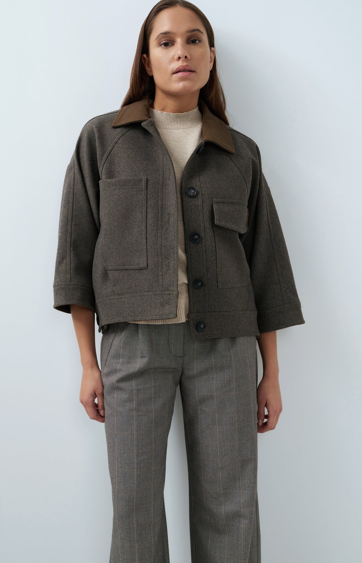 Oversized wool blend jacket with contrast collar
