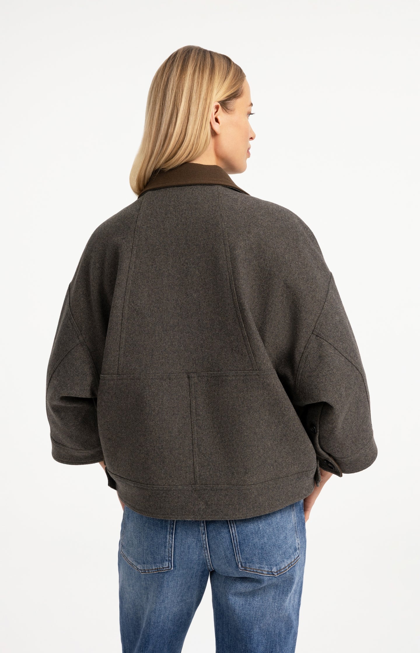 Oversized wool blend jacket with contrast collar