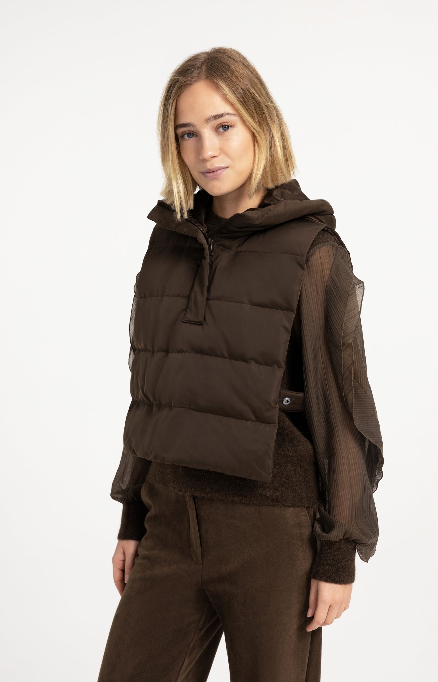 Padded bodywarmer with hood