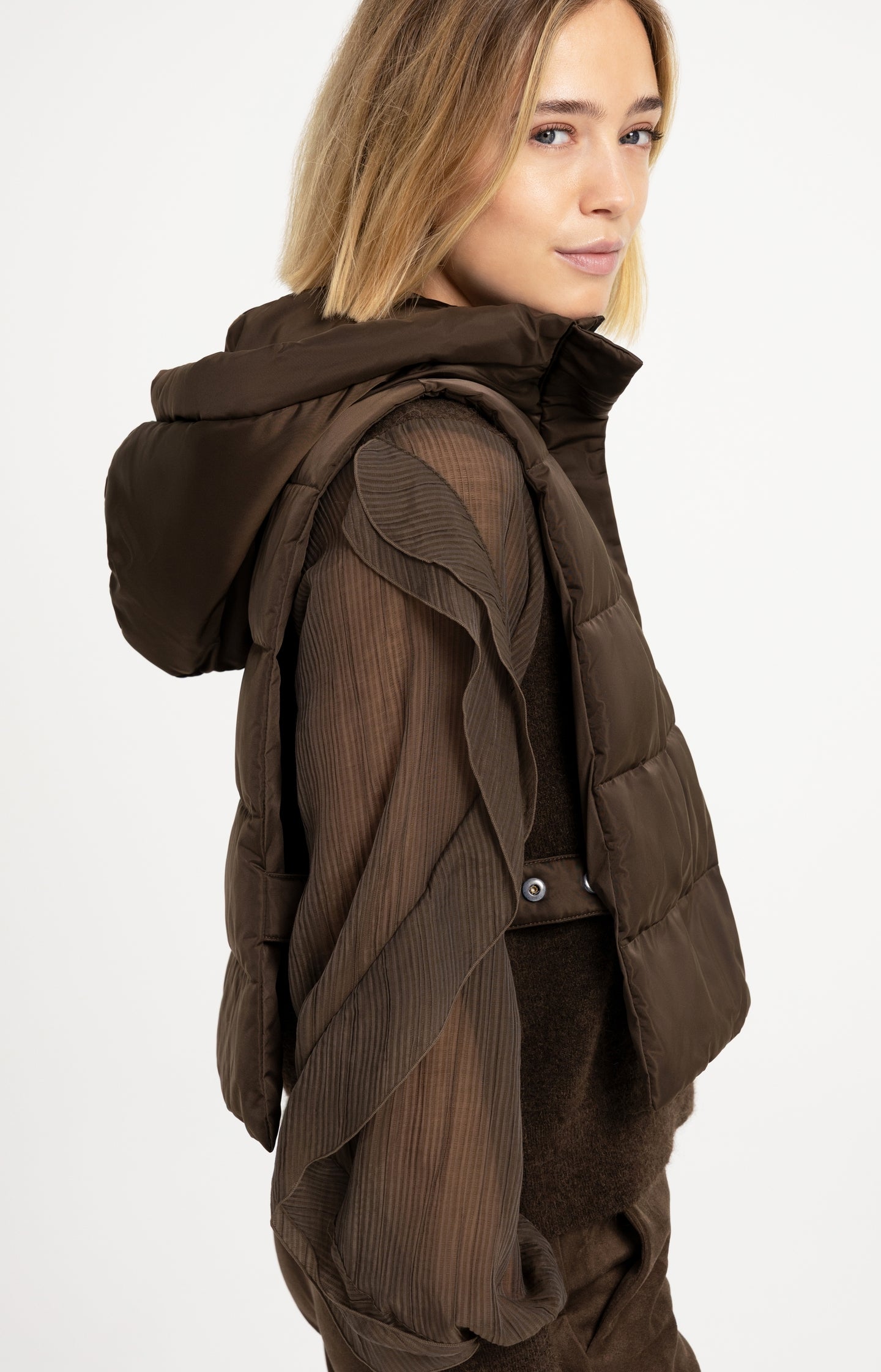 Padded bodywarmer with hood