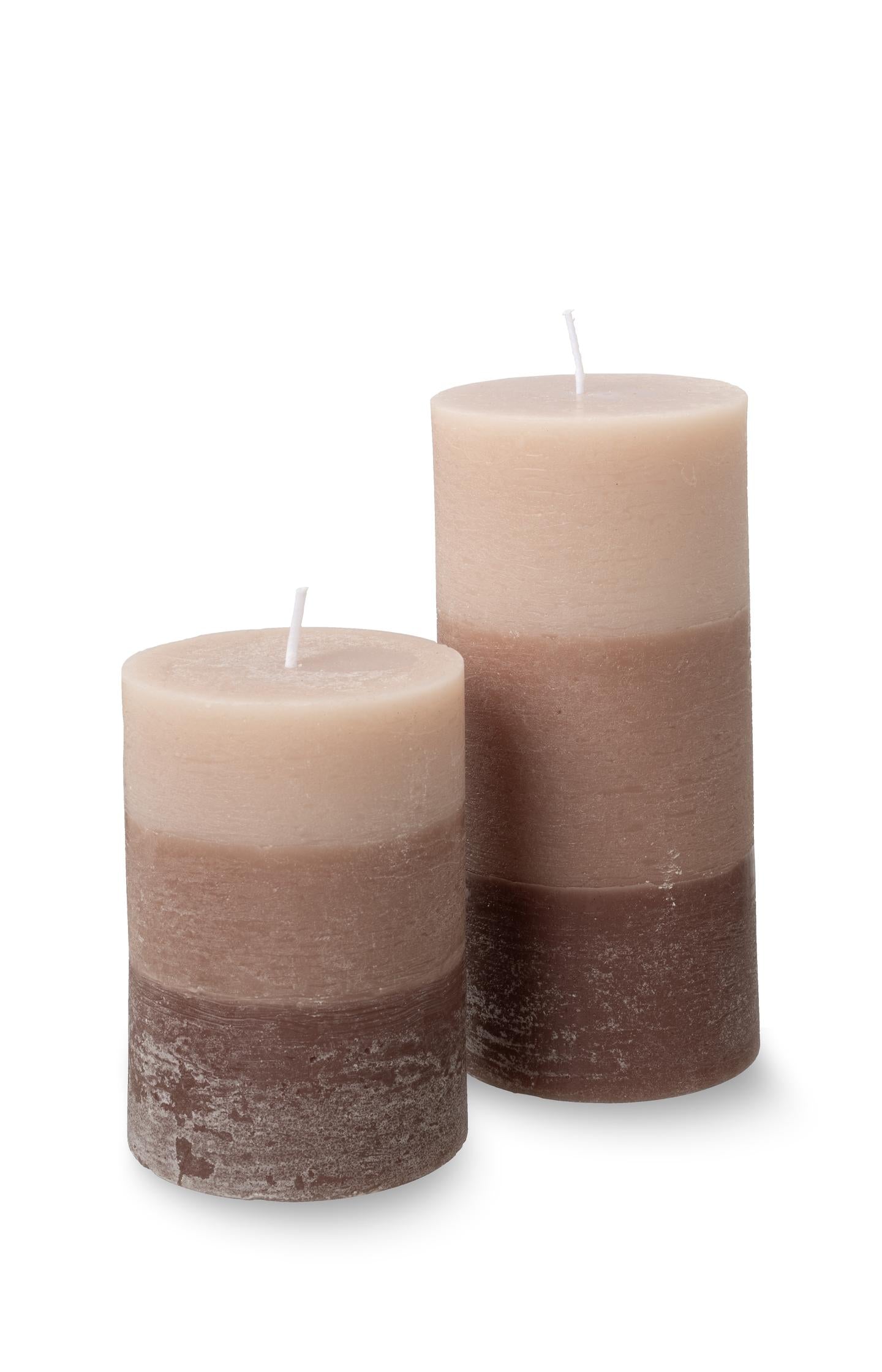 Pillar candle with color gradient