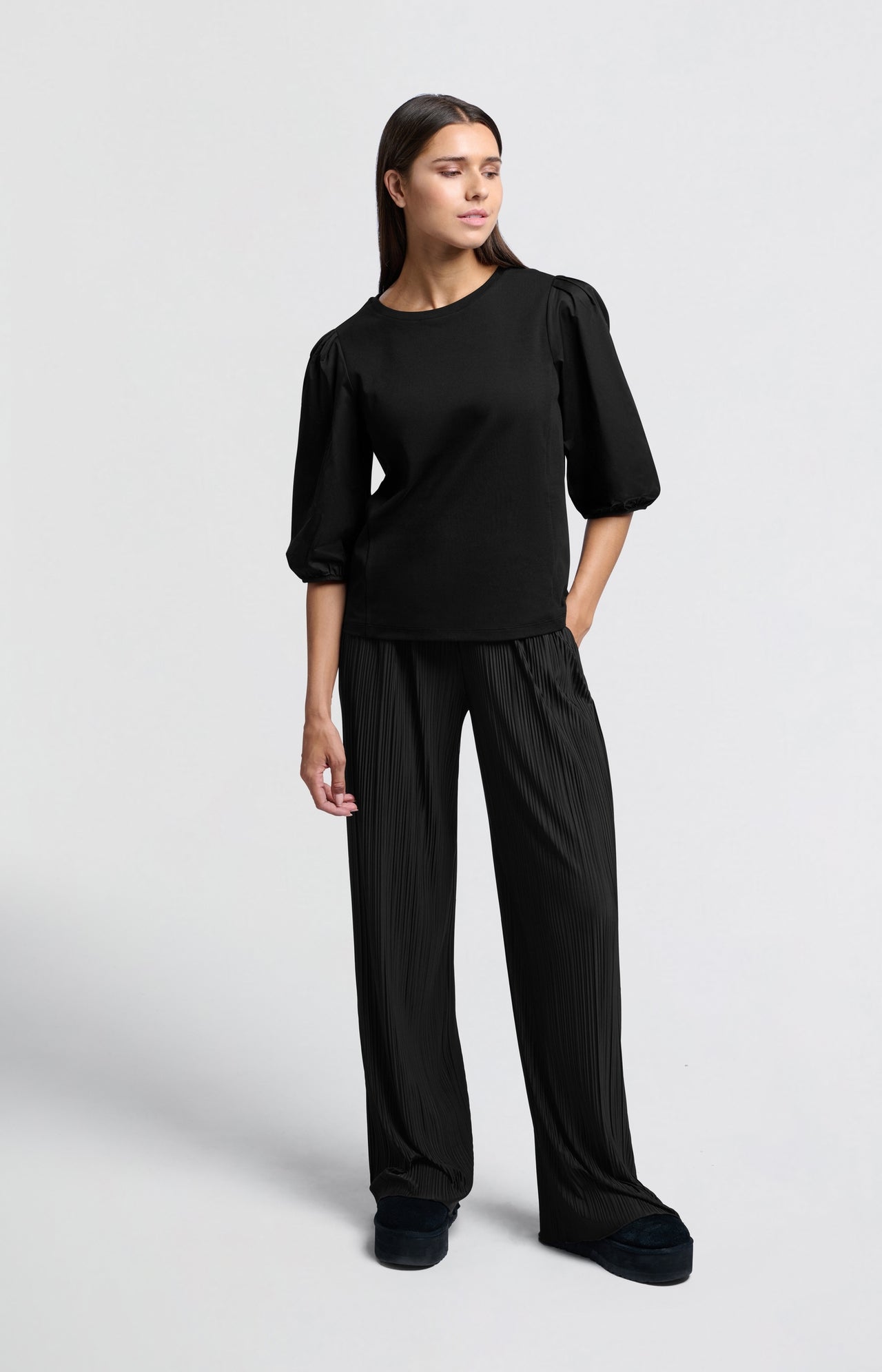 Pleated trousers with elastic waistband and wide legs - Type: lookbook