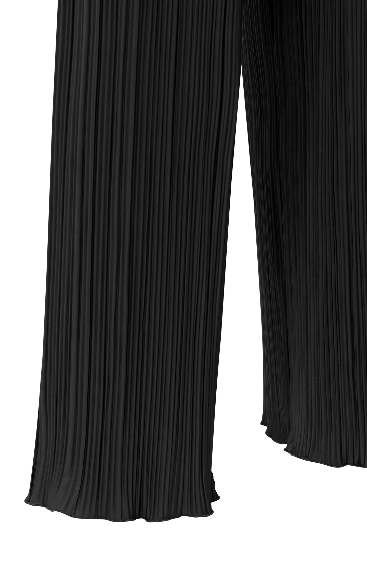 Pleated trousers with elastic waistband and wide legs