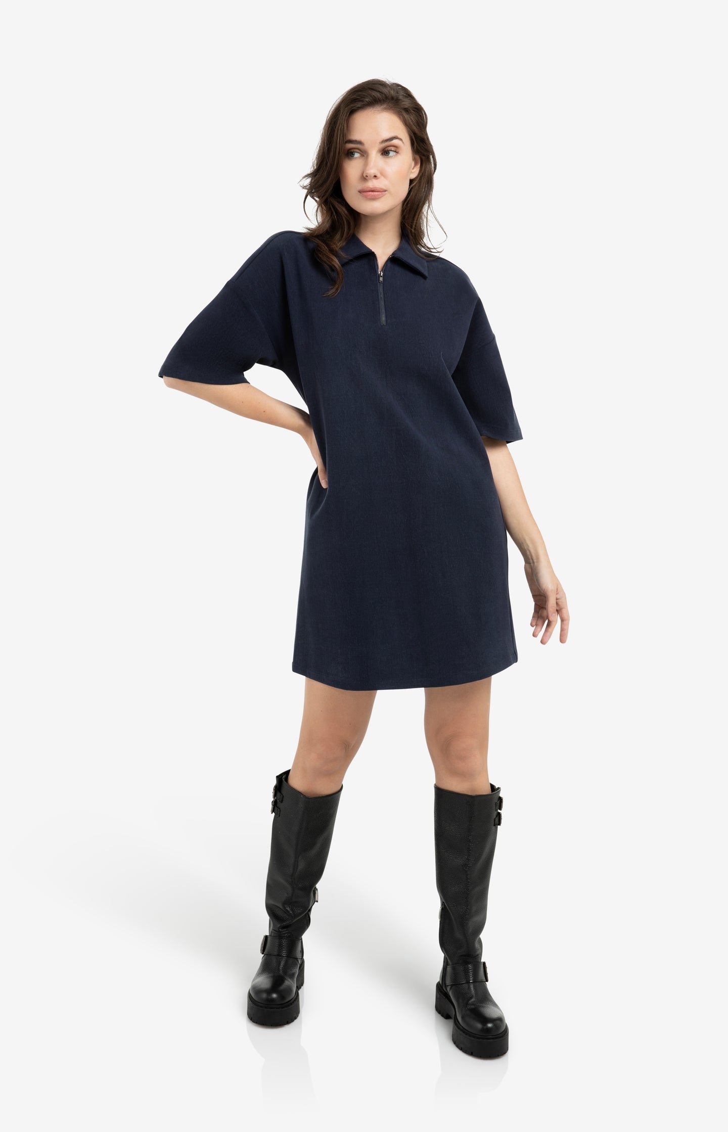 Polo dress with short sleeves and half zip