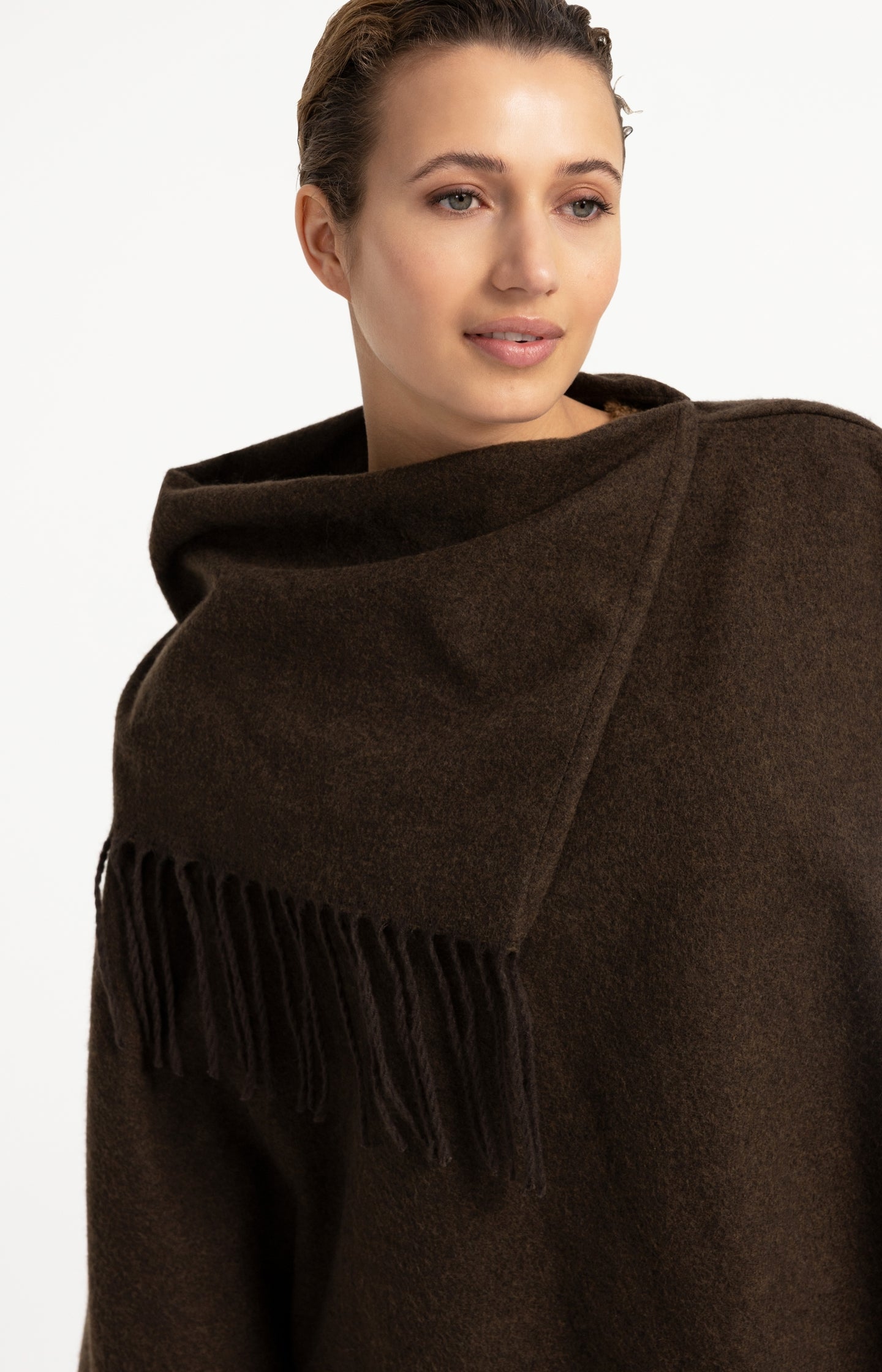 Poncho with high neck and twisted fringes - Type: lookbook