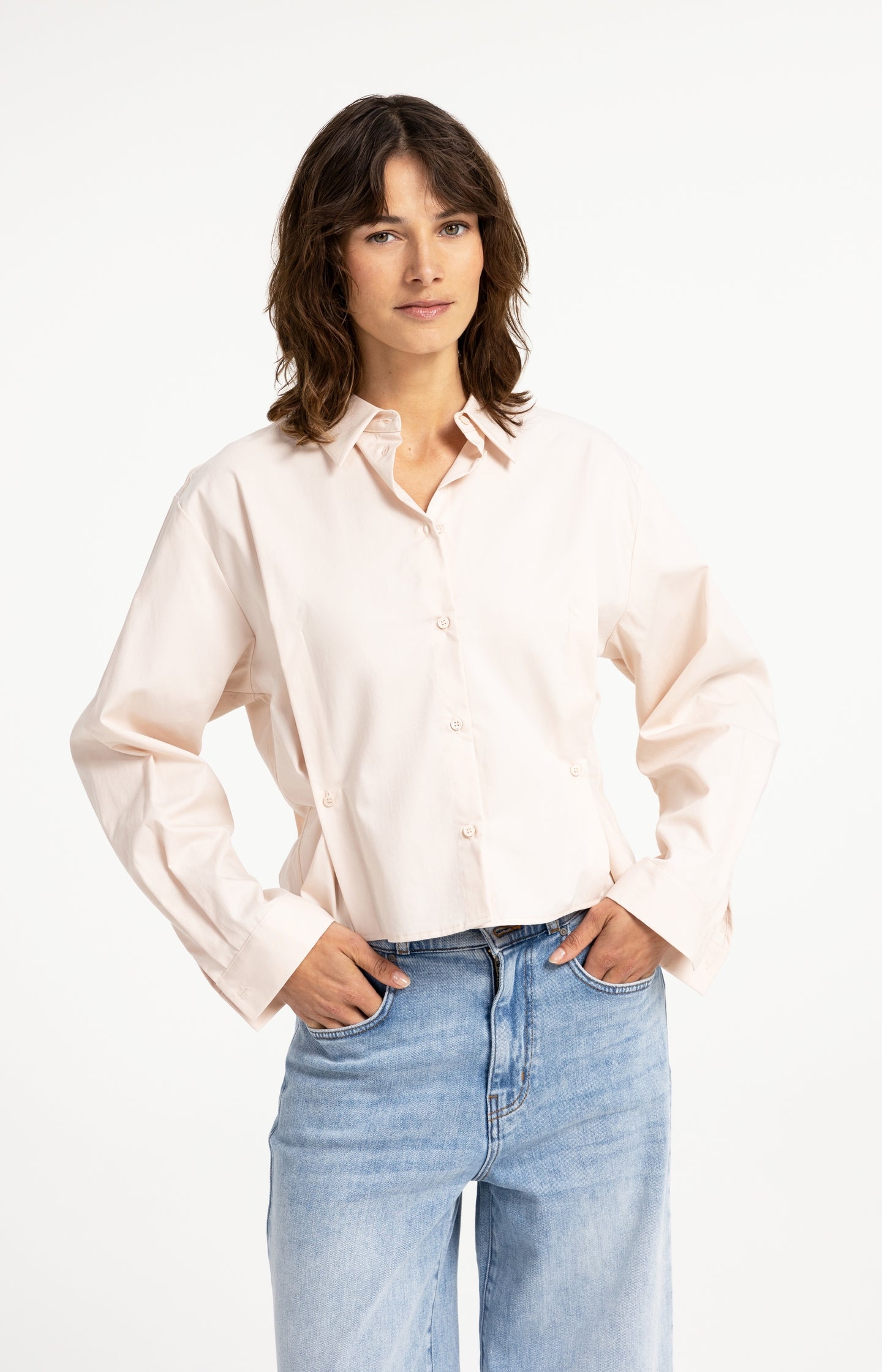 Poplin blouse with adjustable waist and long sleeves