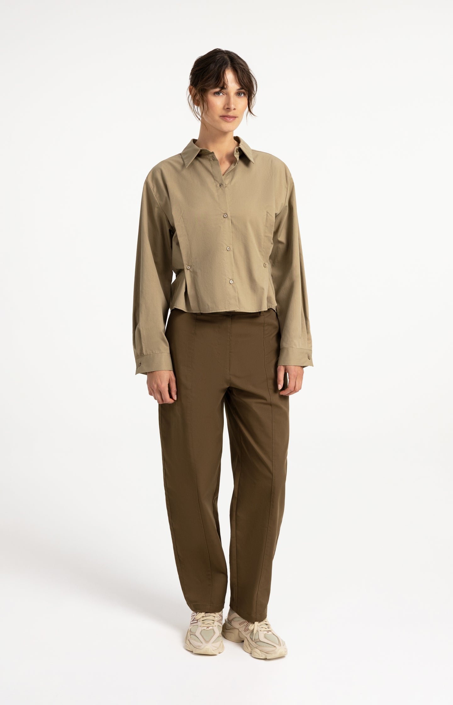 Poplin blouse with adjustable waist and long sleeves