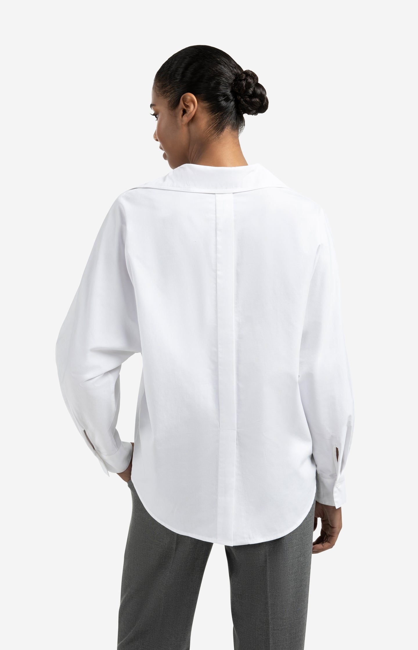 Poplin blouse with polo collar and V-neck