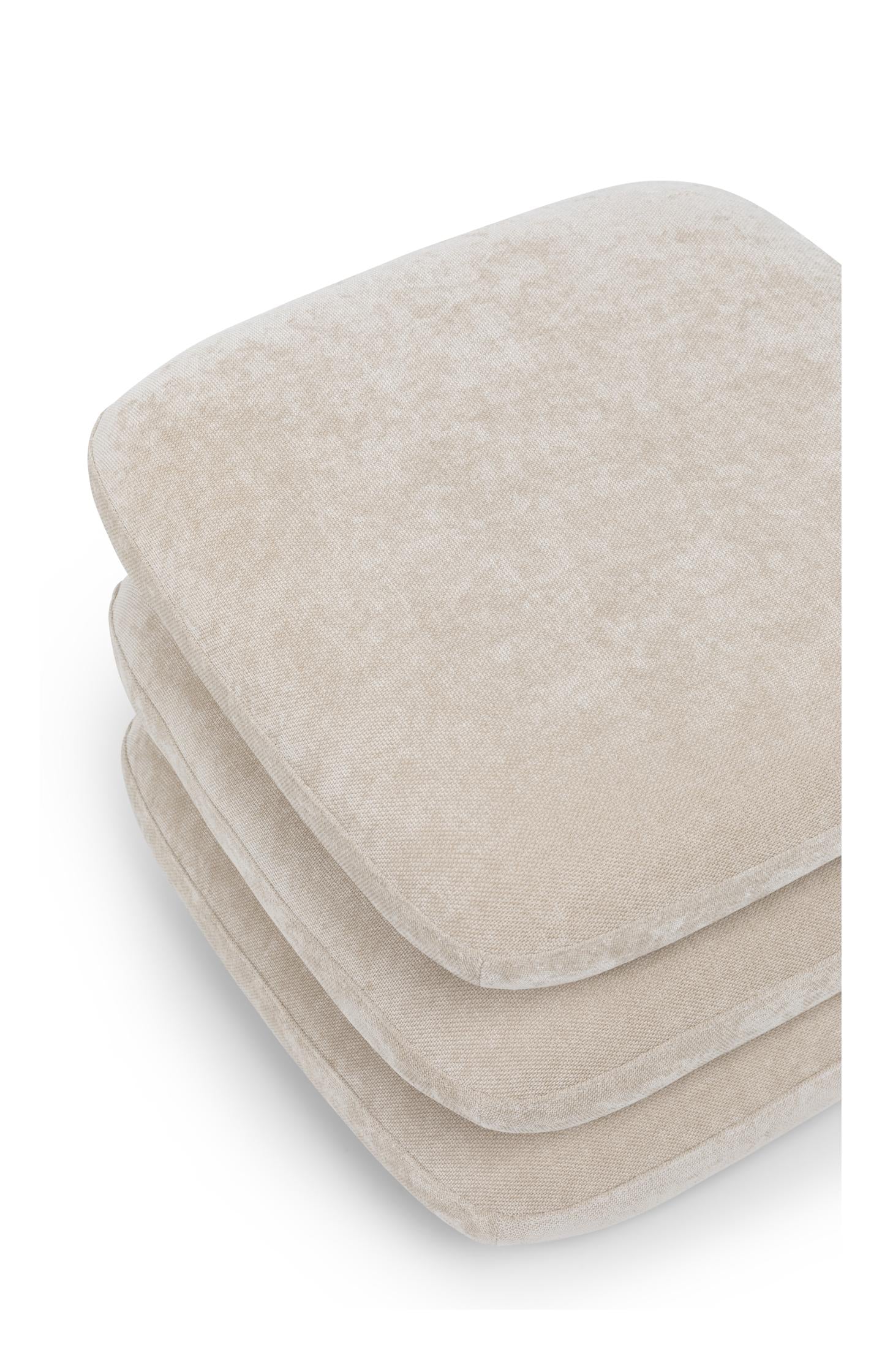 Pouf with swivel cushions