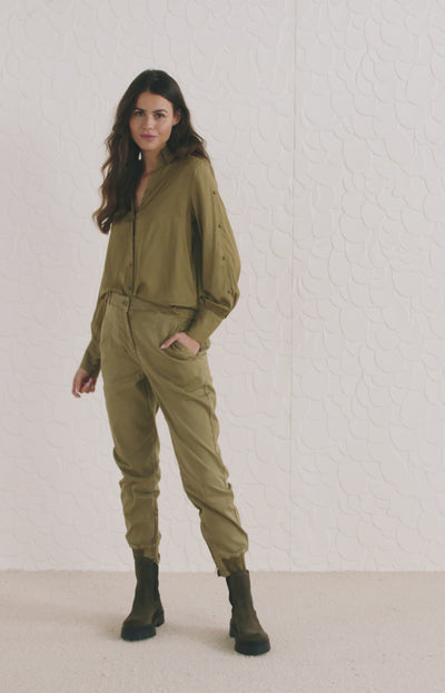 Soft cargo trousers with zip fly and pockets