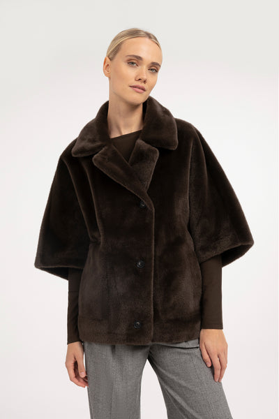 Oversized reversible faux fur jacket - Type: video