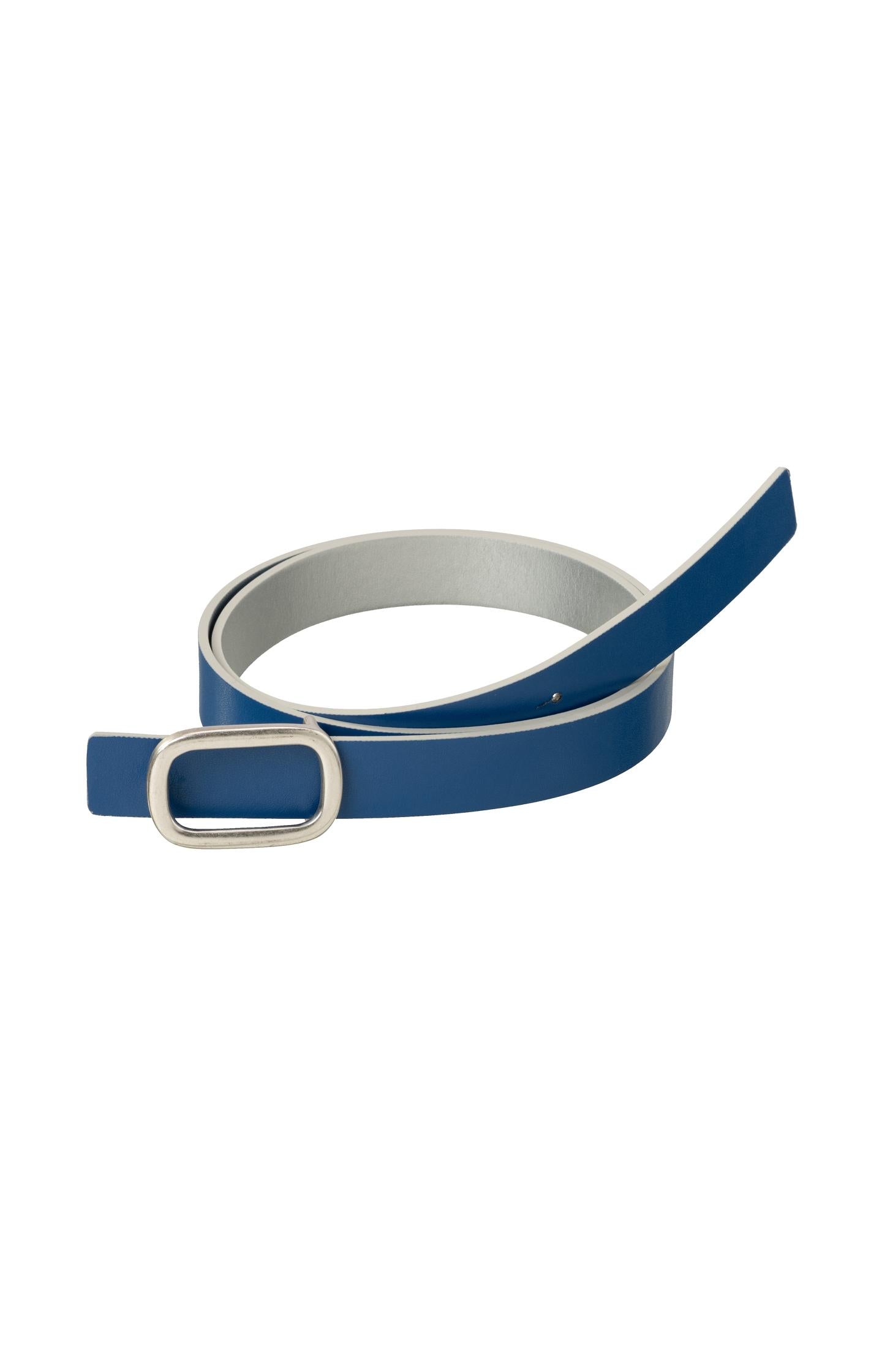 Reversible belt with square buckle and colored side