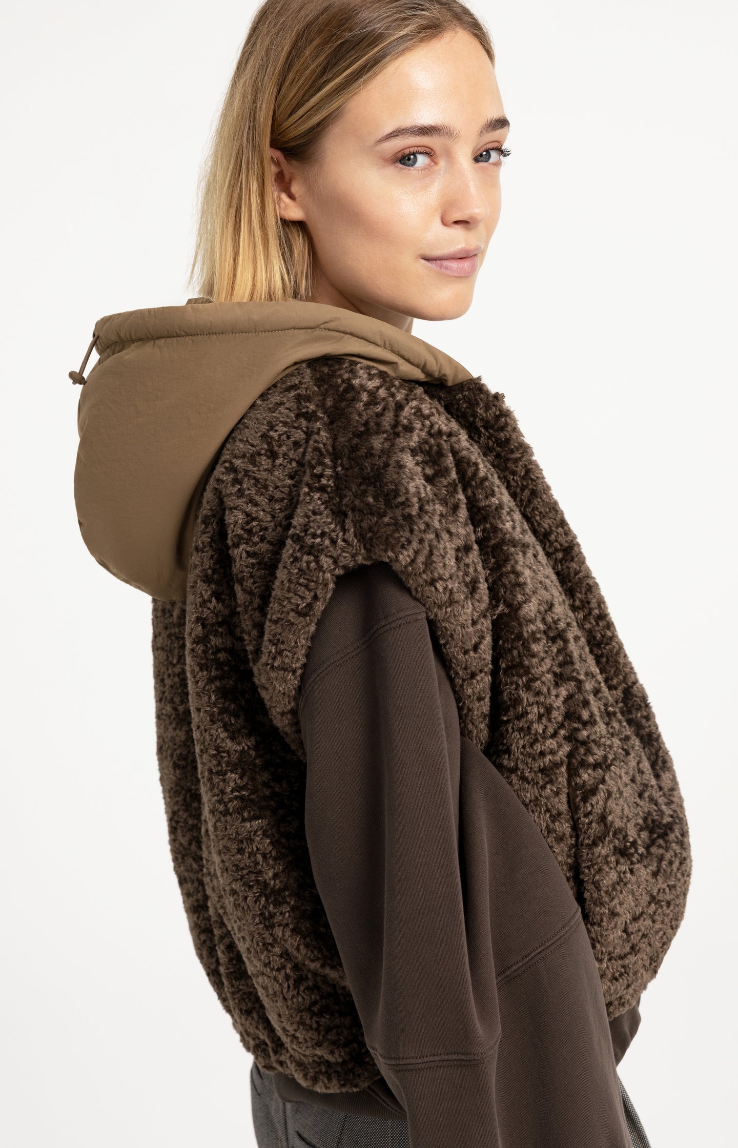 Reversible bodywarmer with hood