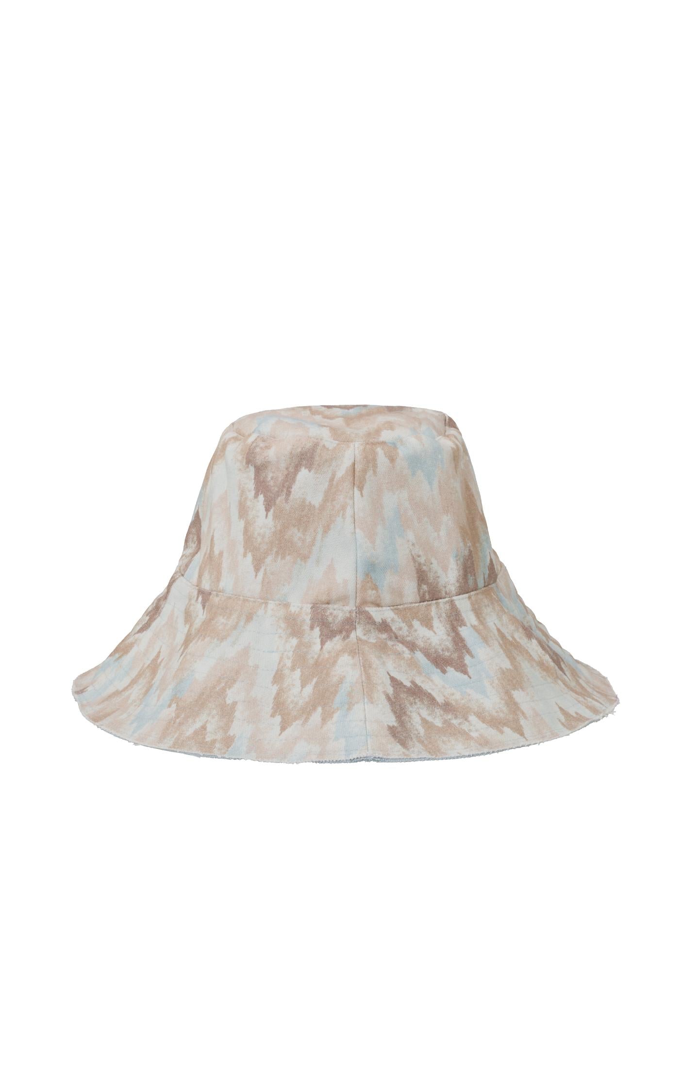 Reversible canvas hat with zigzag print - Pearl Blue Dessin - Type: product