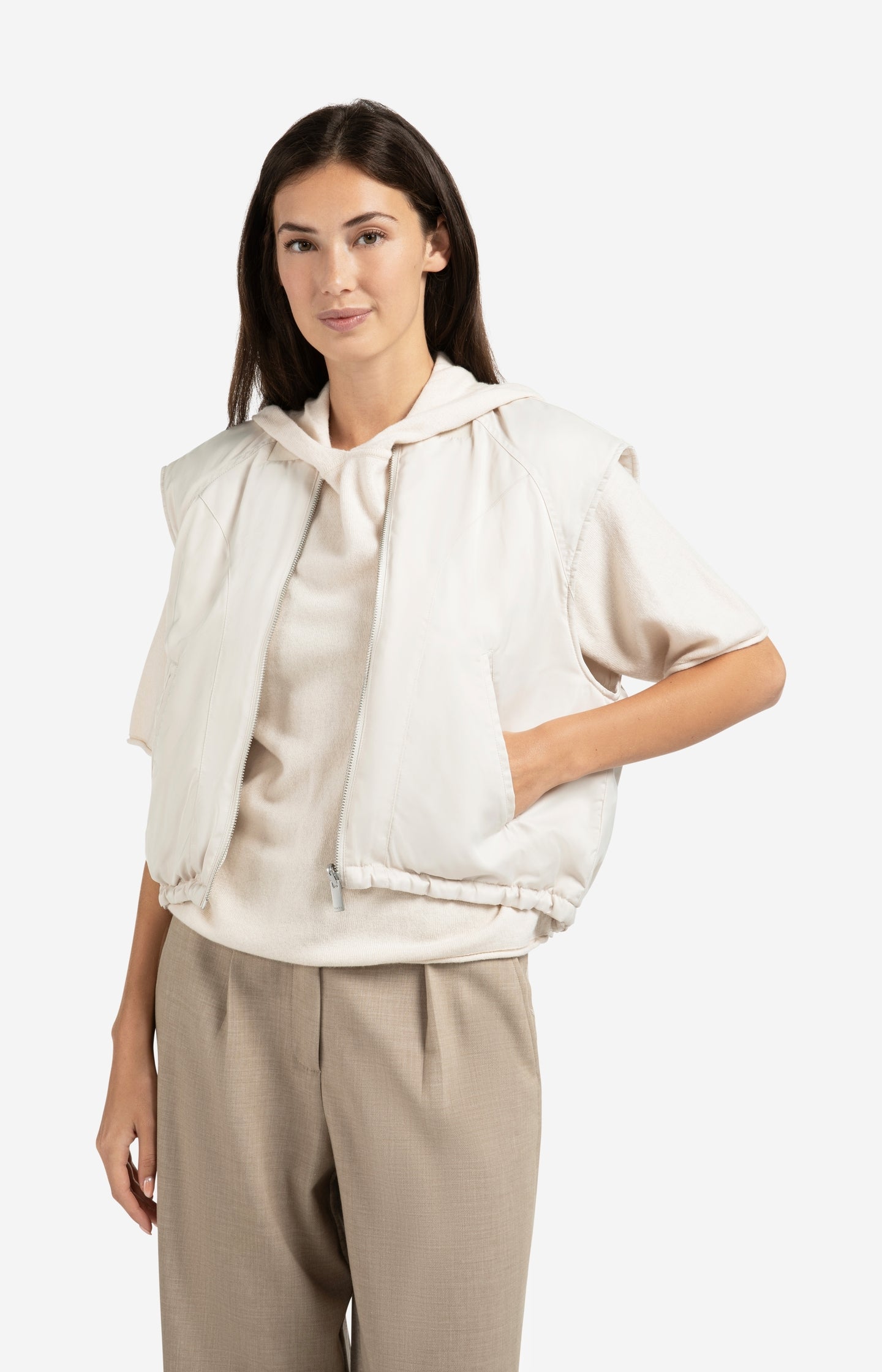 Reversible padded bodywarmer with zip closure