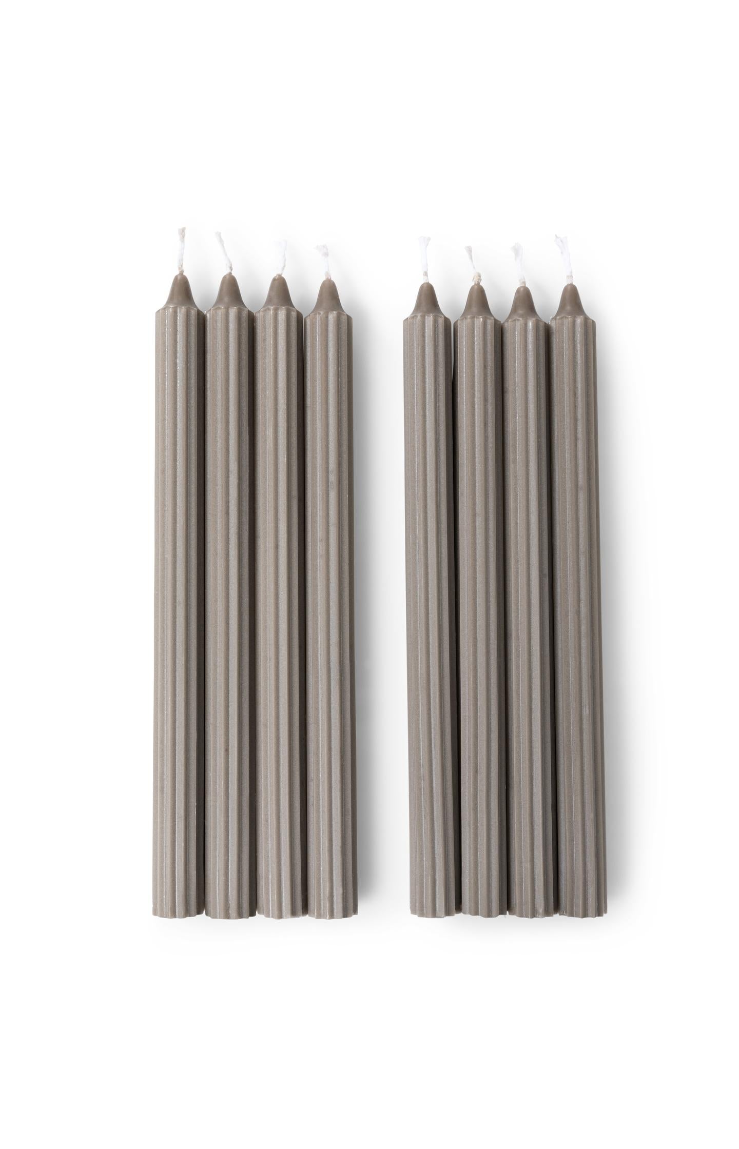 Ribbed dinner candles - set of 8