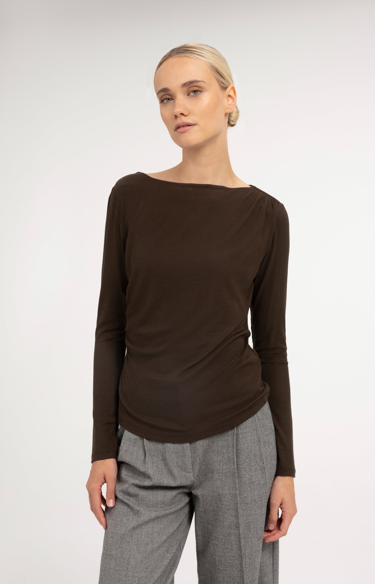 Ribbed jersey top with pleated drape