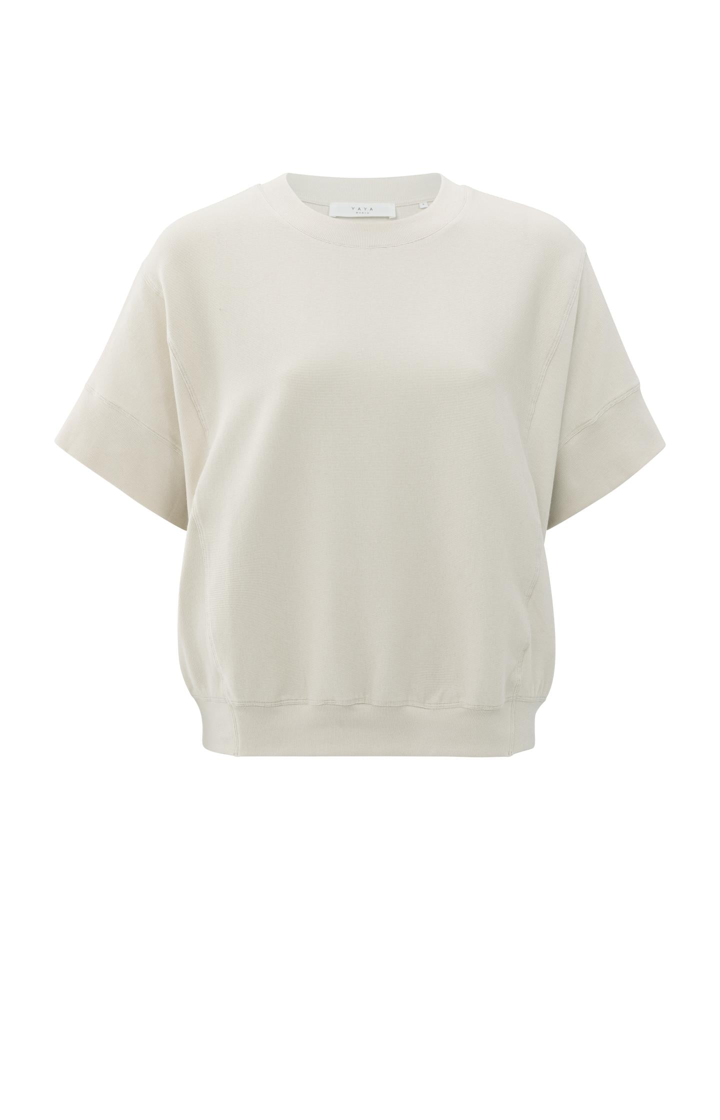 Ribbed jersey top with short sleeves - Type: product