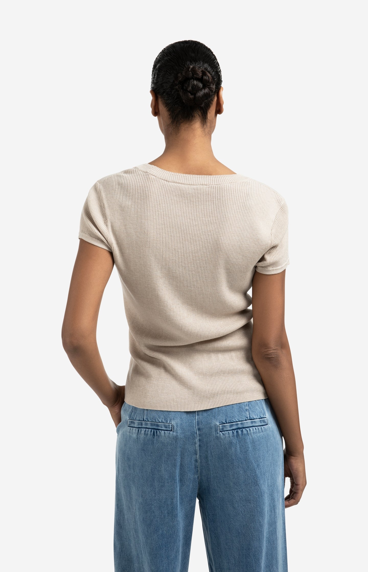 Ribbed short sleeve top with double neckline