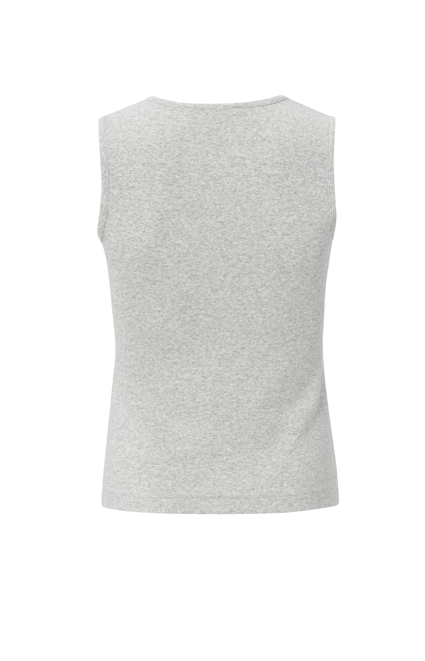 Ribbed singlet with low round neck and a regular fit