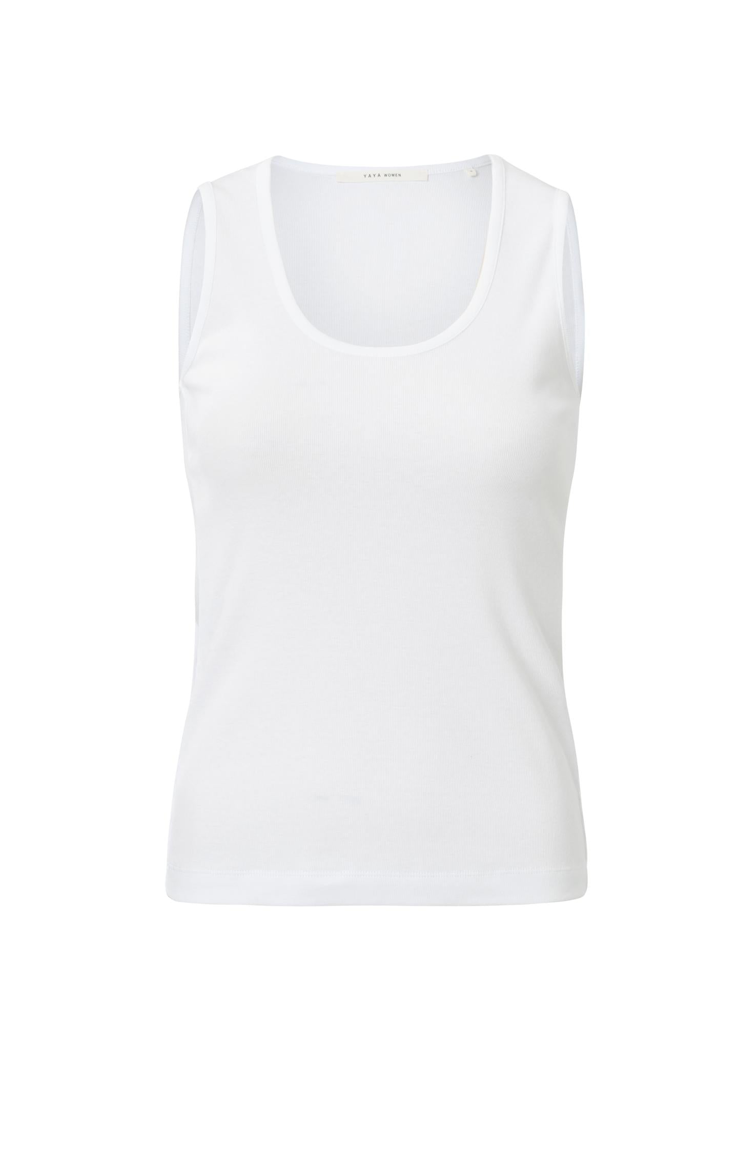 Ribbed singlet with low round neck and a regular fit - Type: product