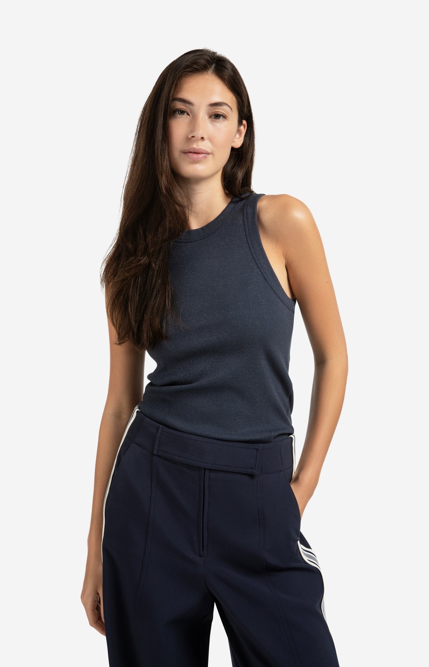 Ribbed singlet with round neck and subtle shimmer - Type: lookbook