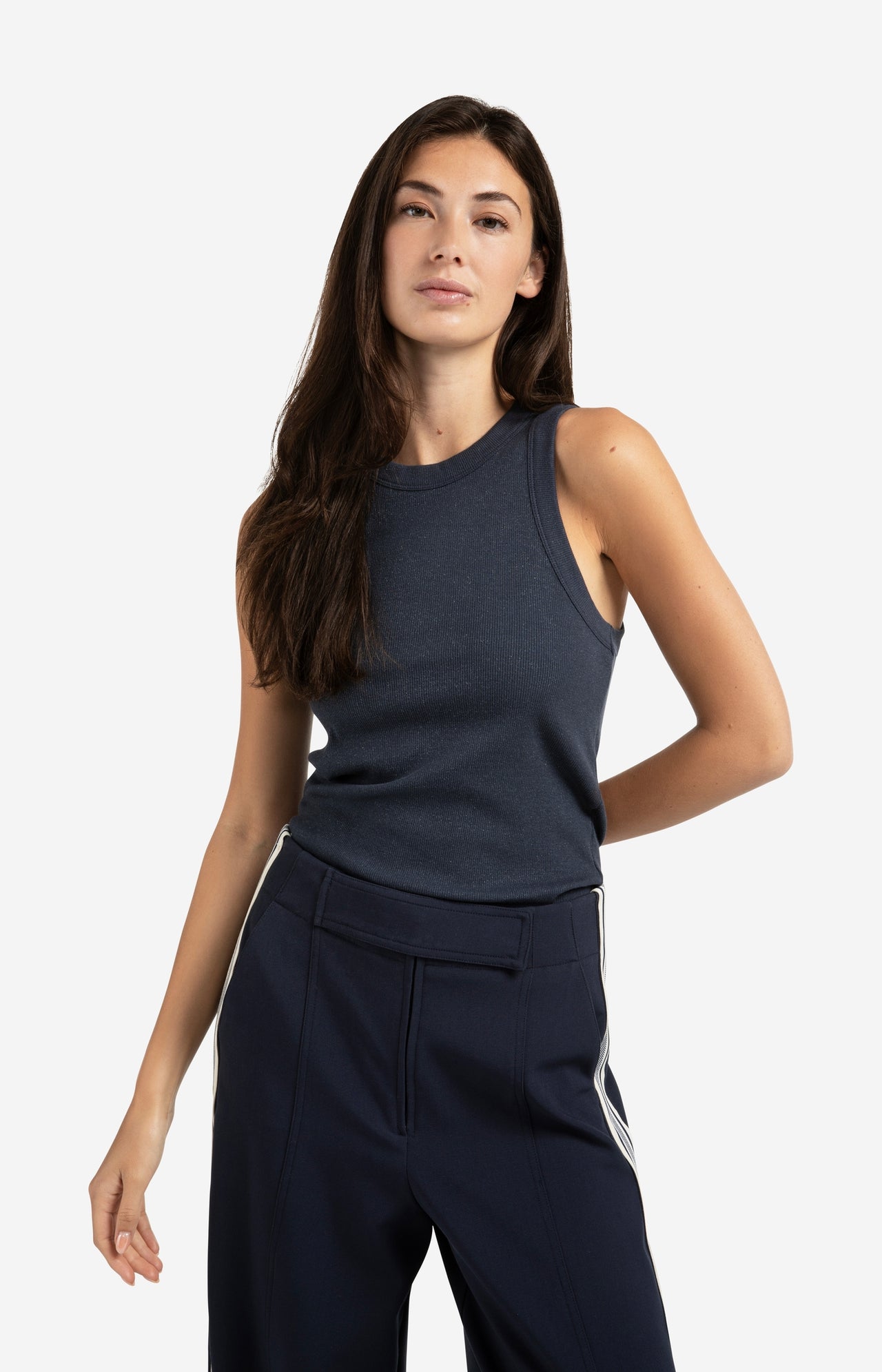 Ribbed singlet with round neck and subtle shimmer